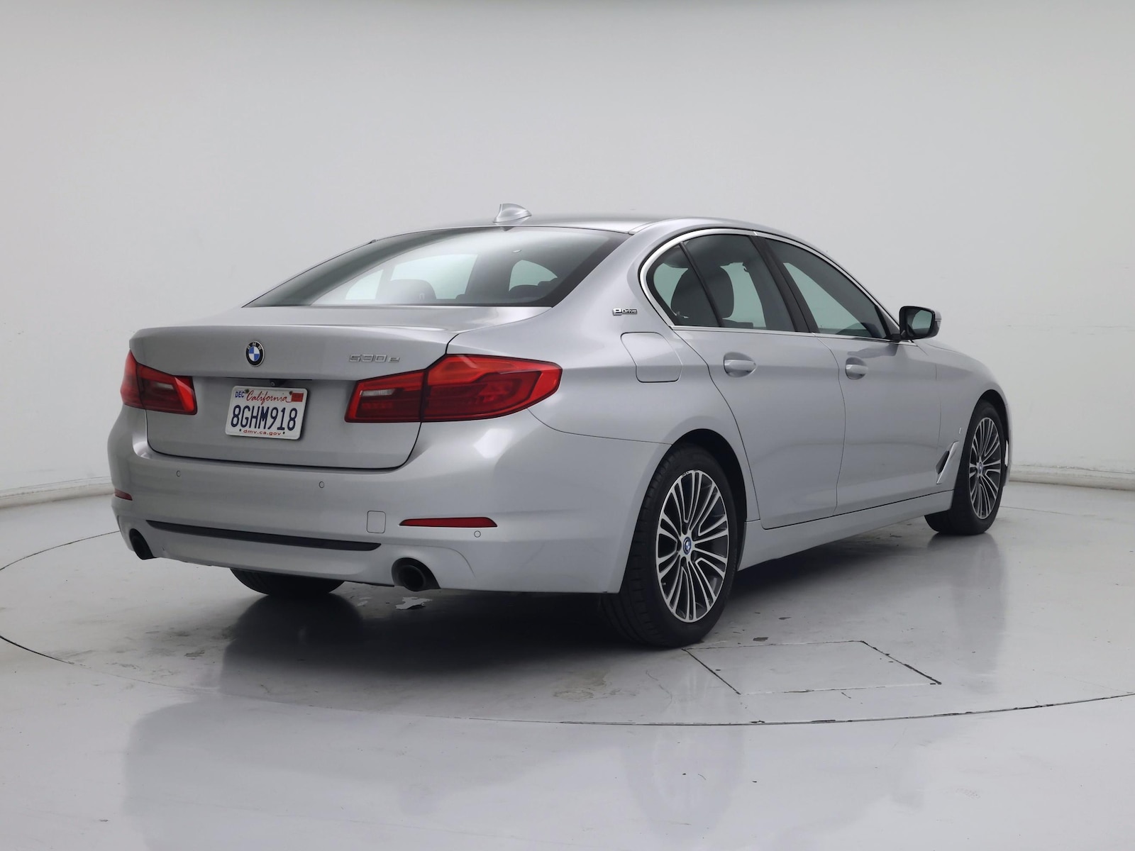 2019 BMW 5 Series 530e - Photo 9