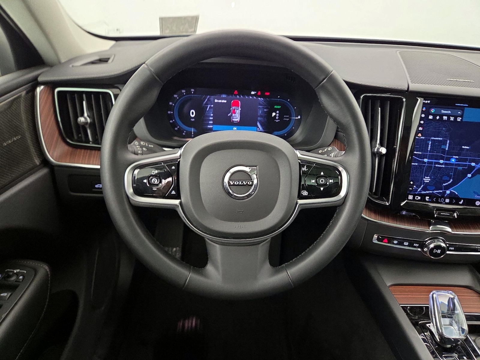 2023 Volvo XC60 Ultimate - Photo 11