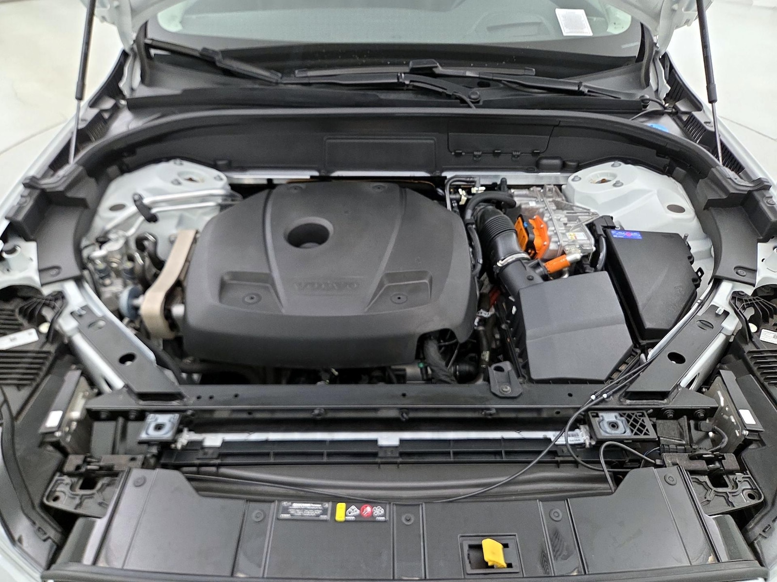 2023 Volvo XC60 Ultimate - Photo 24