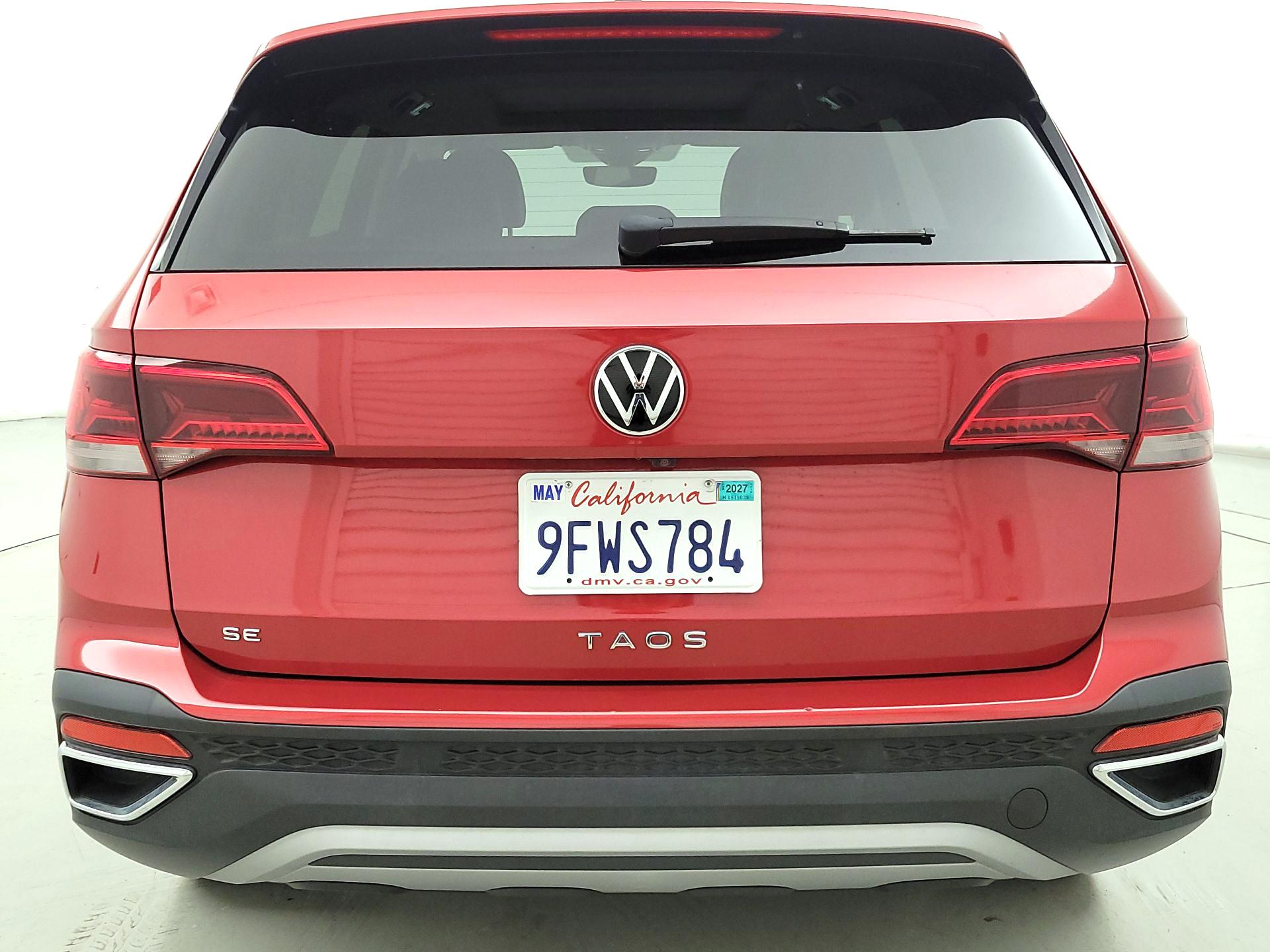 Thumbnail: 2023 Volkswagen Taos - 6