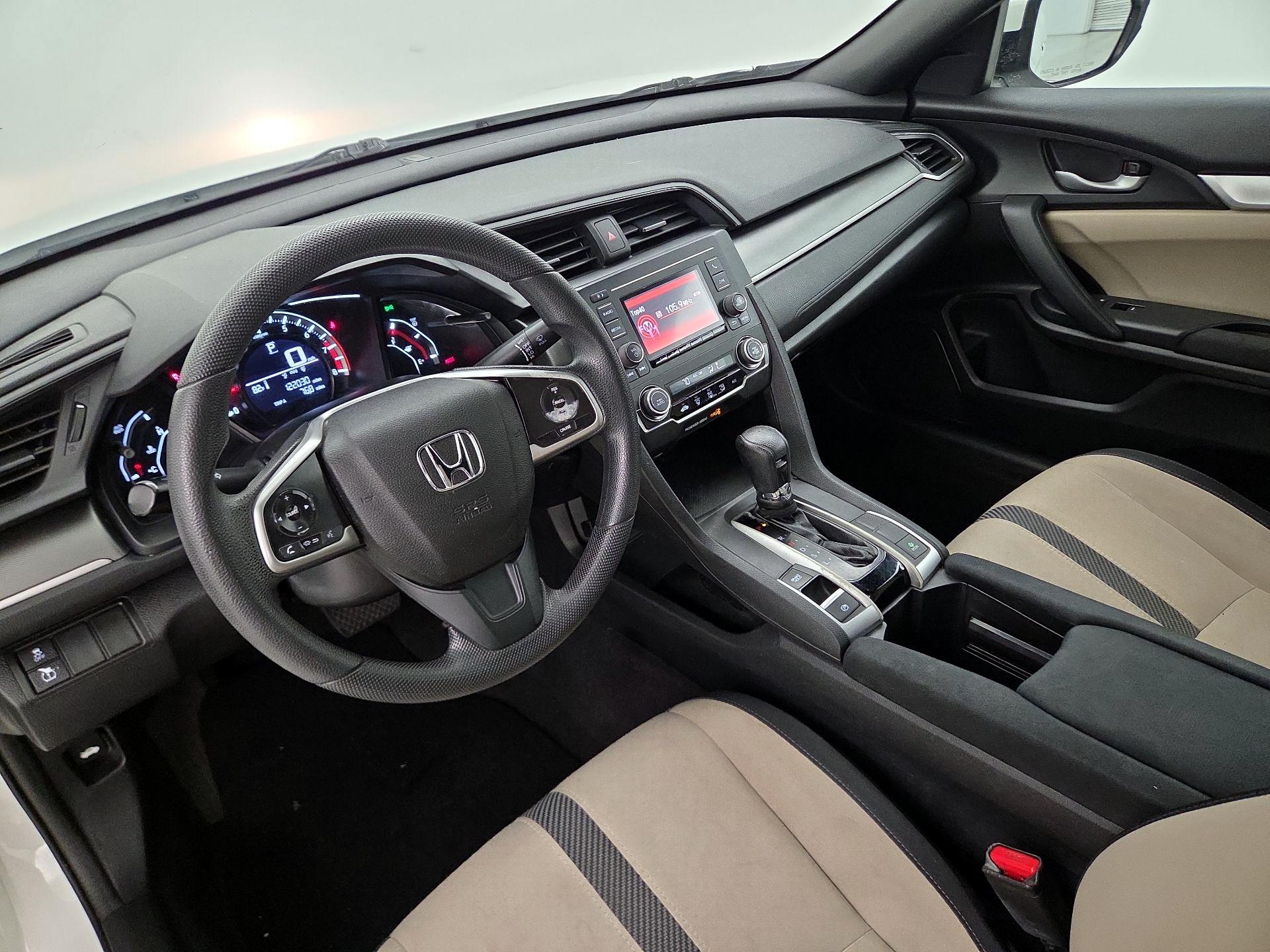 Thumbnail: 2017 Honda Civic - 9