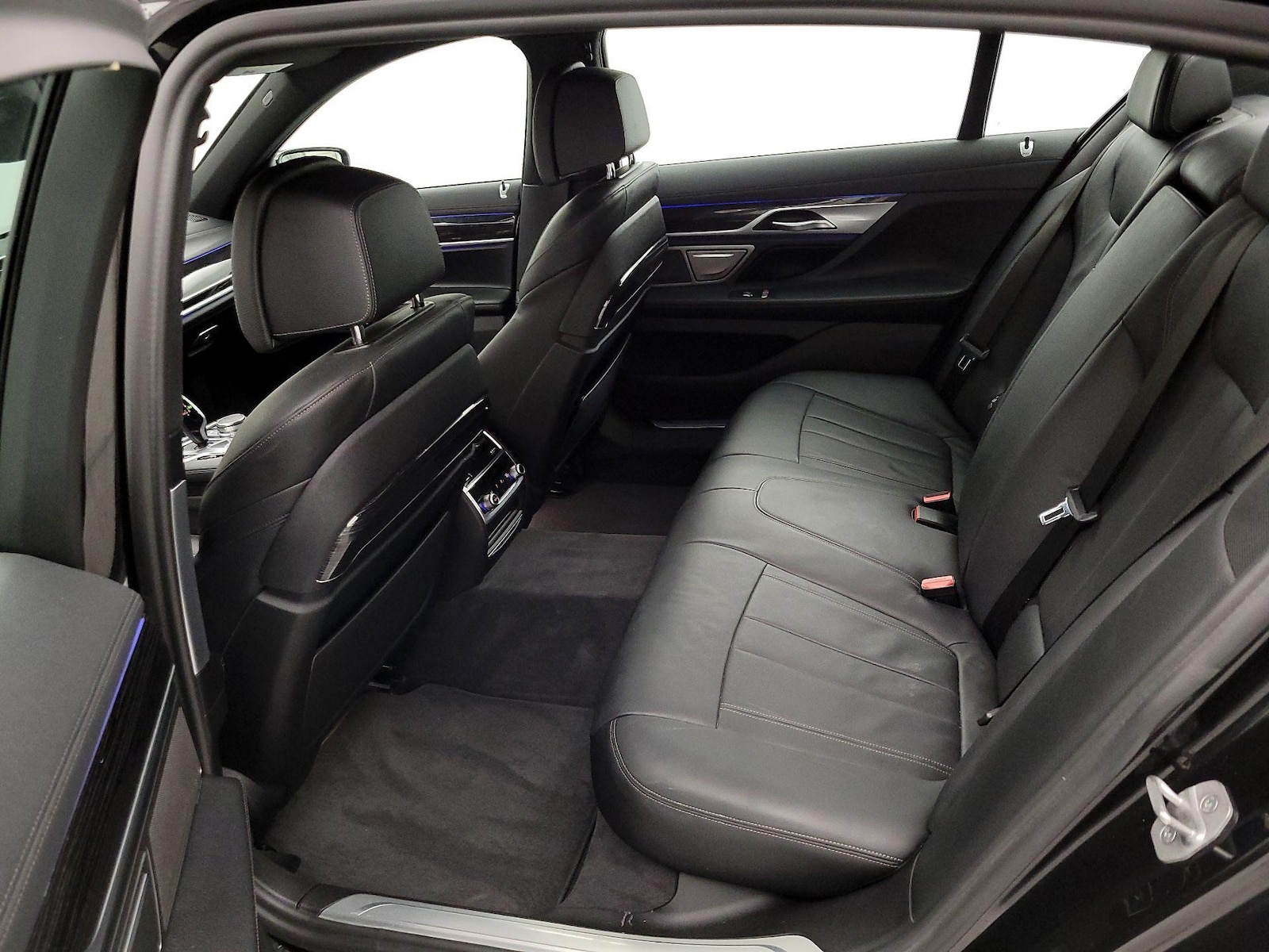 2022 BMW 7 Series 740i - Photo 20