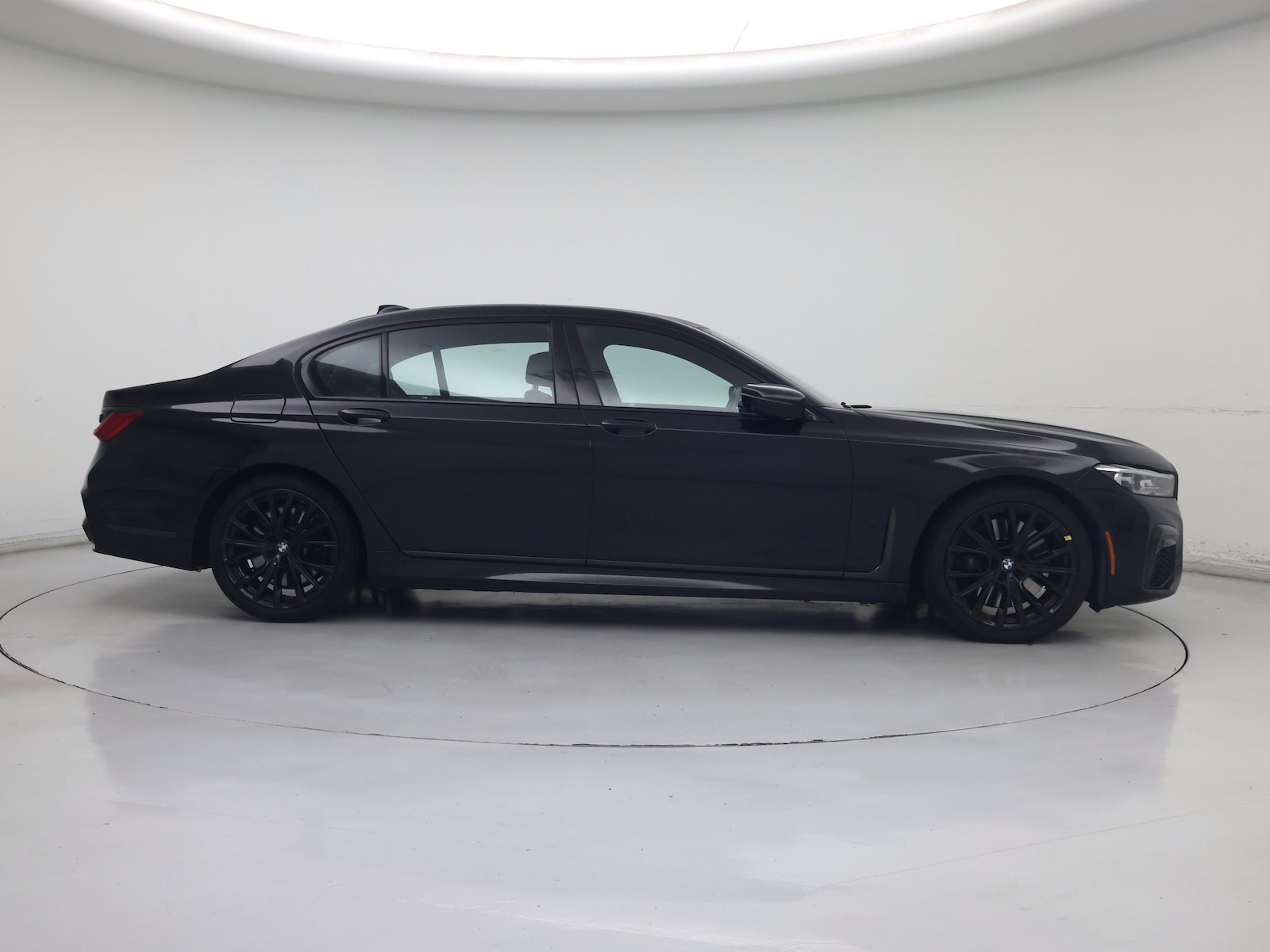 2022 BMW 7 Series 740i - Photo 8