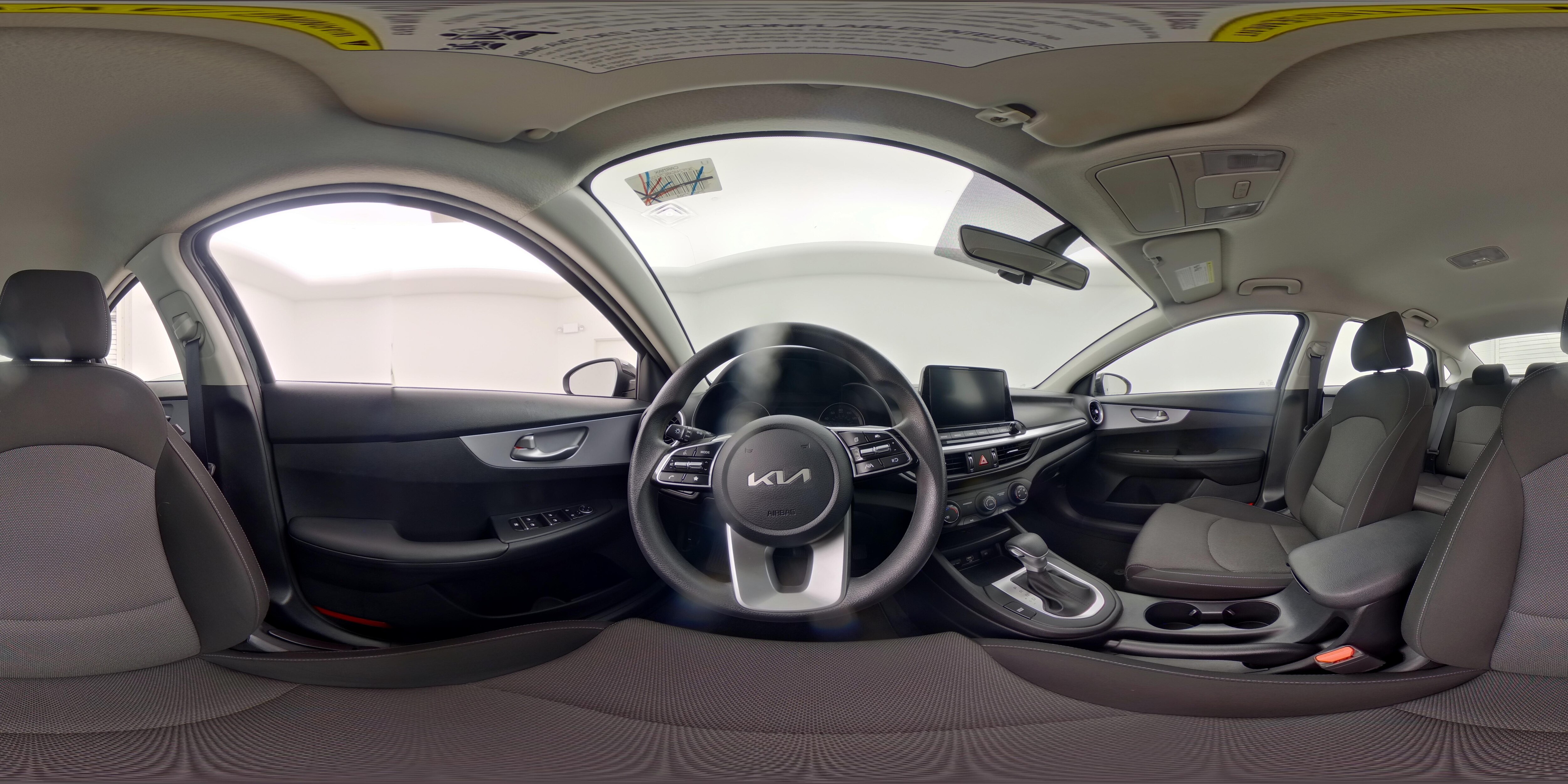 2024 Kia Forte LXS - Photo 24