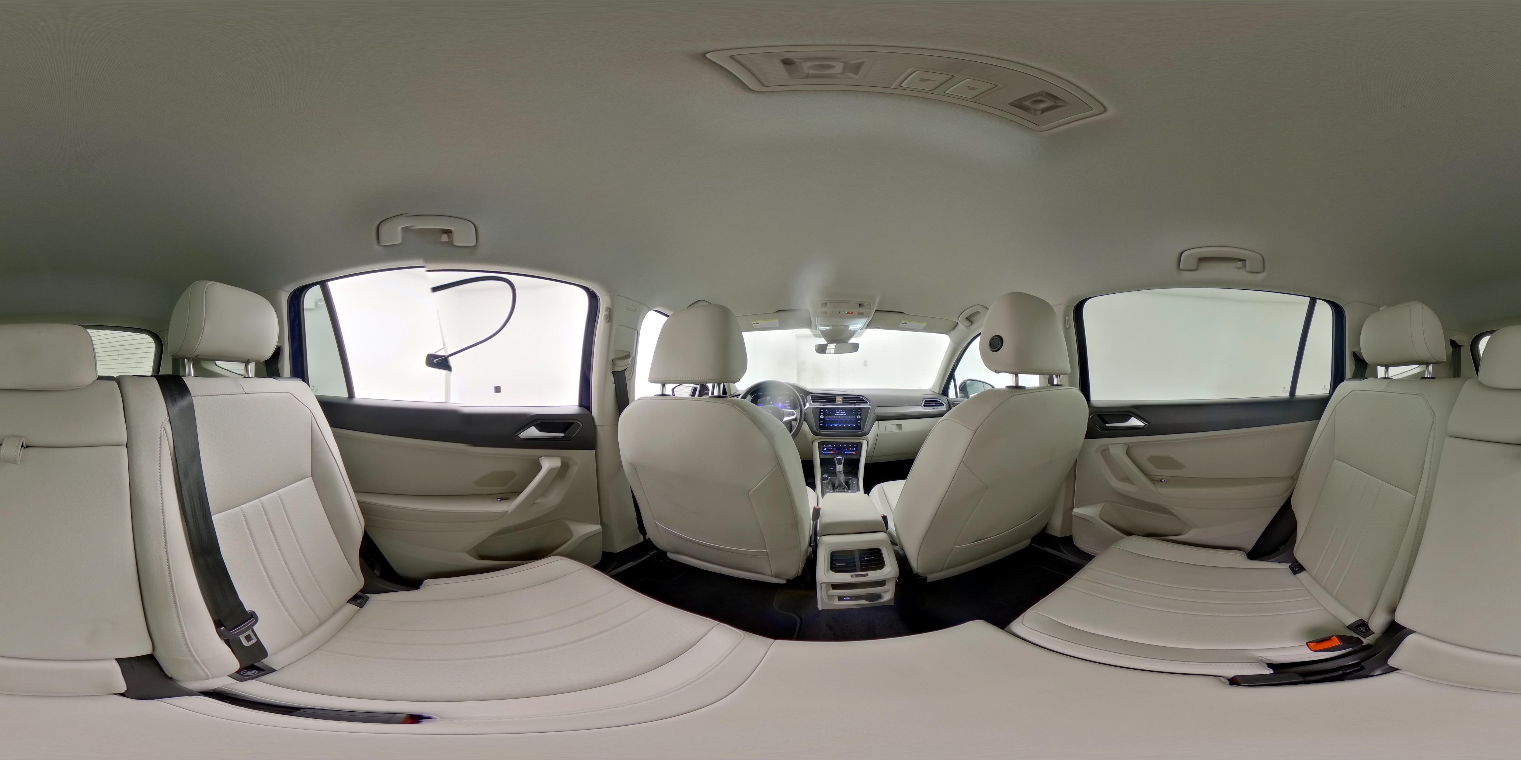 2023 Volkswagen Tiguan SE - Photo 22