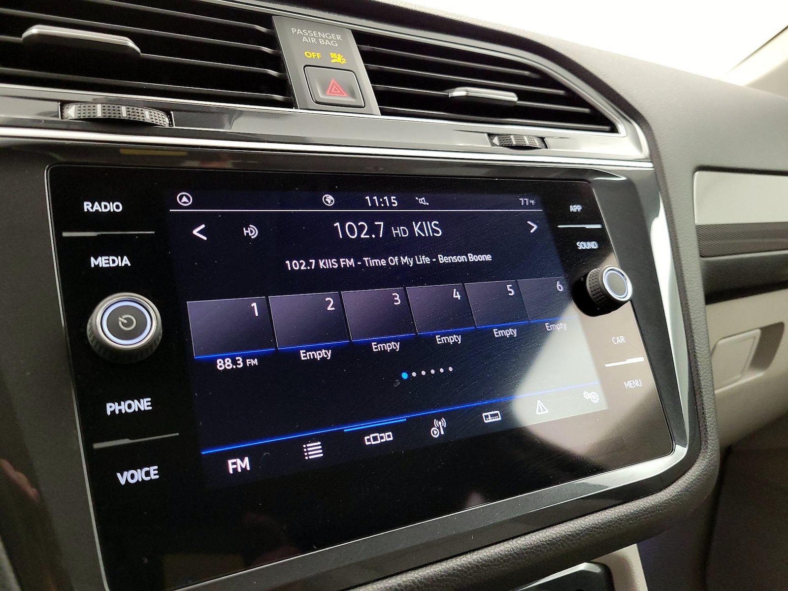 2023 Volkswagen Tiguan SE - Photo 14