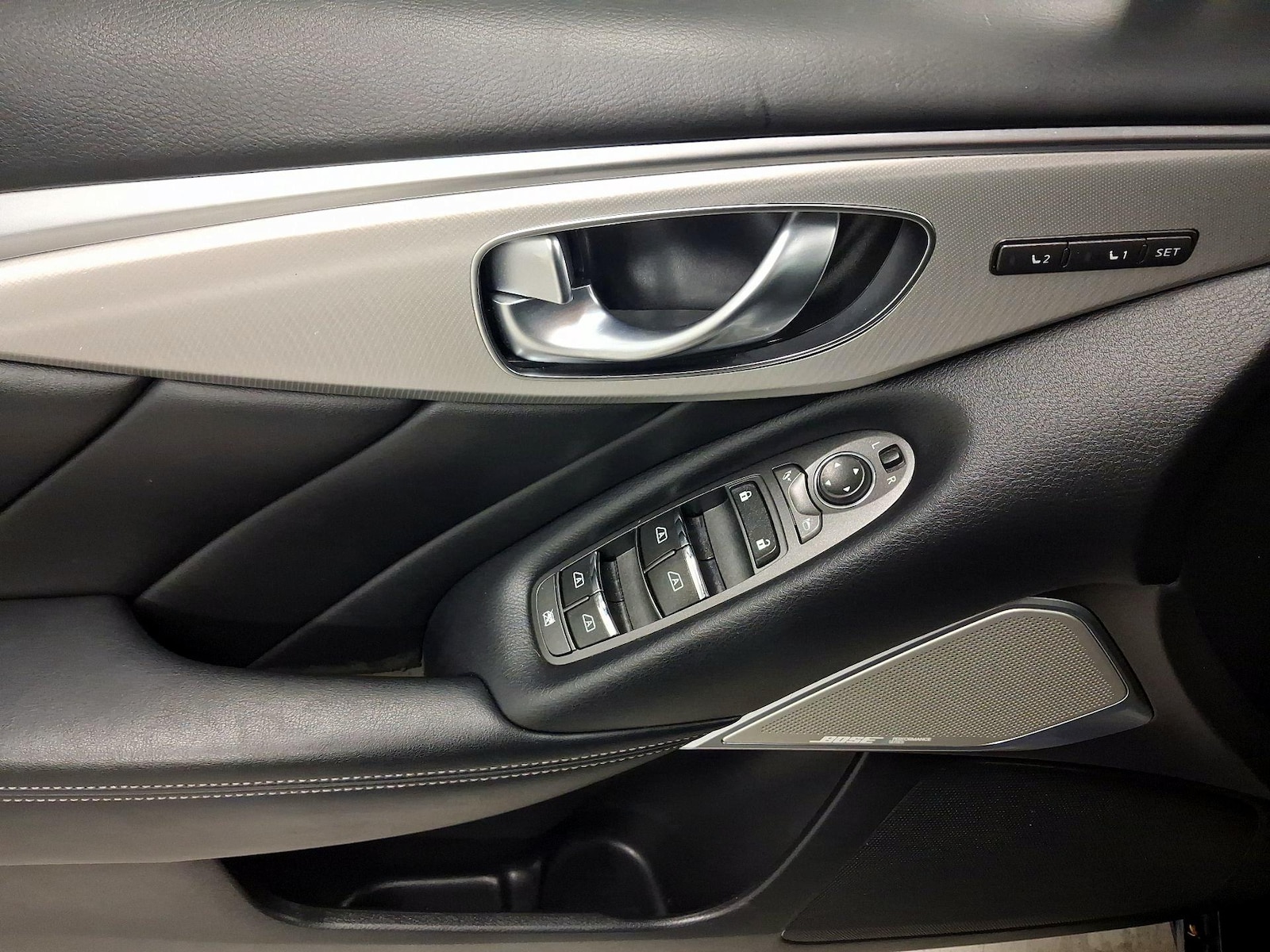 2022 INFINITI Q50 LUXE - Photo 13