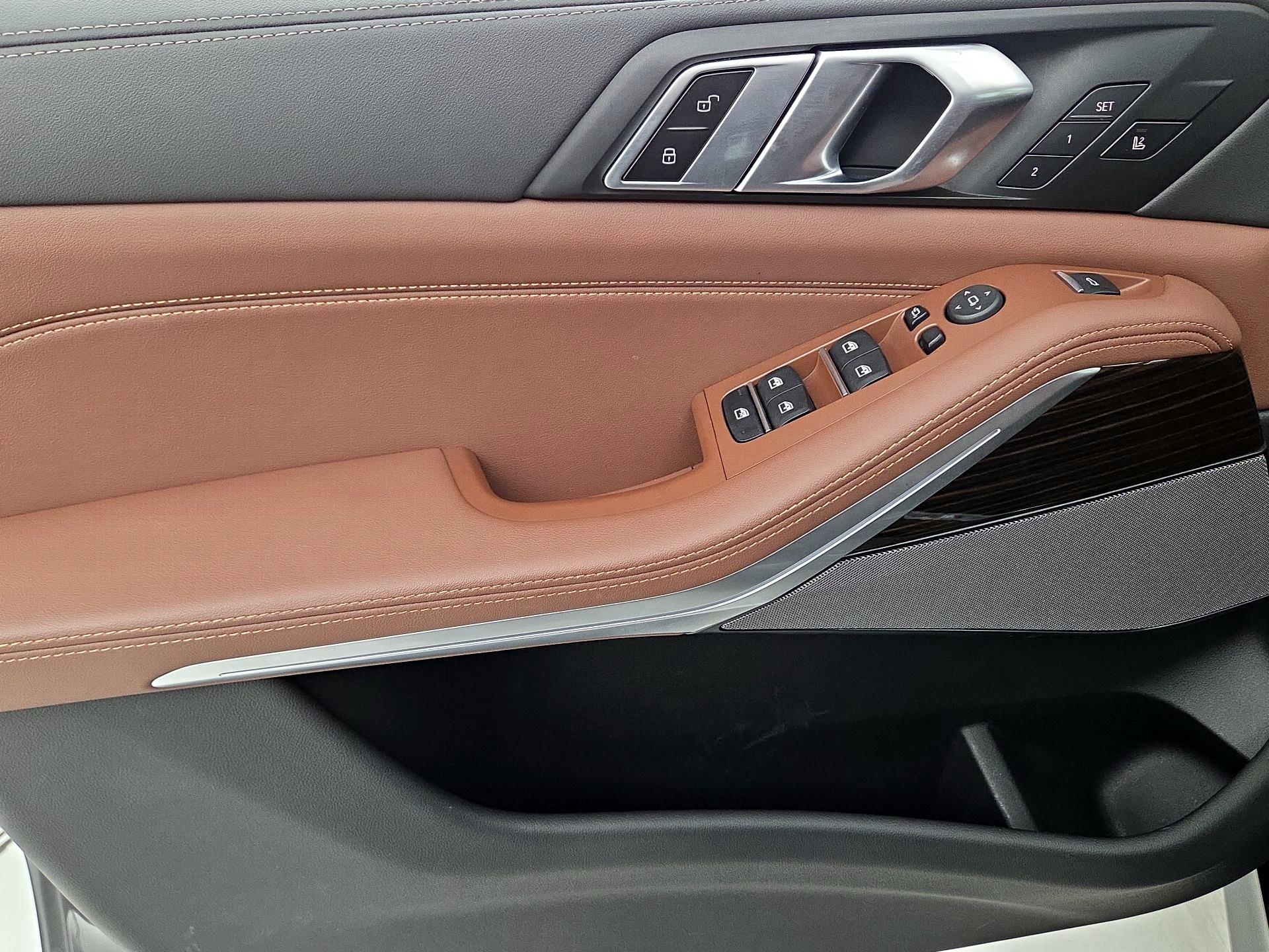 Thumbnail: 2026 BMW X5 - 12