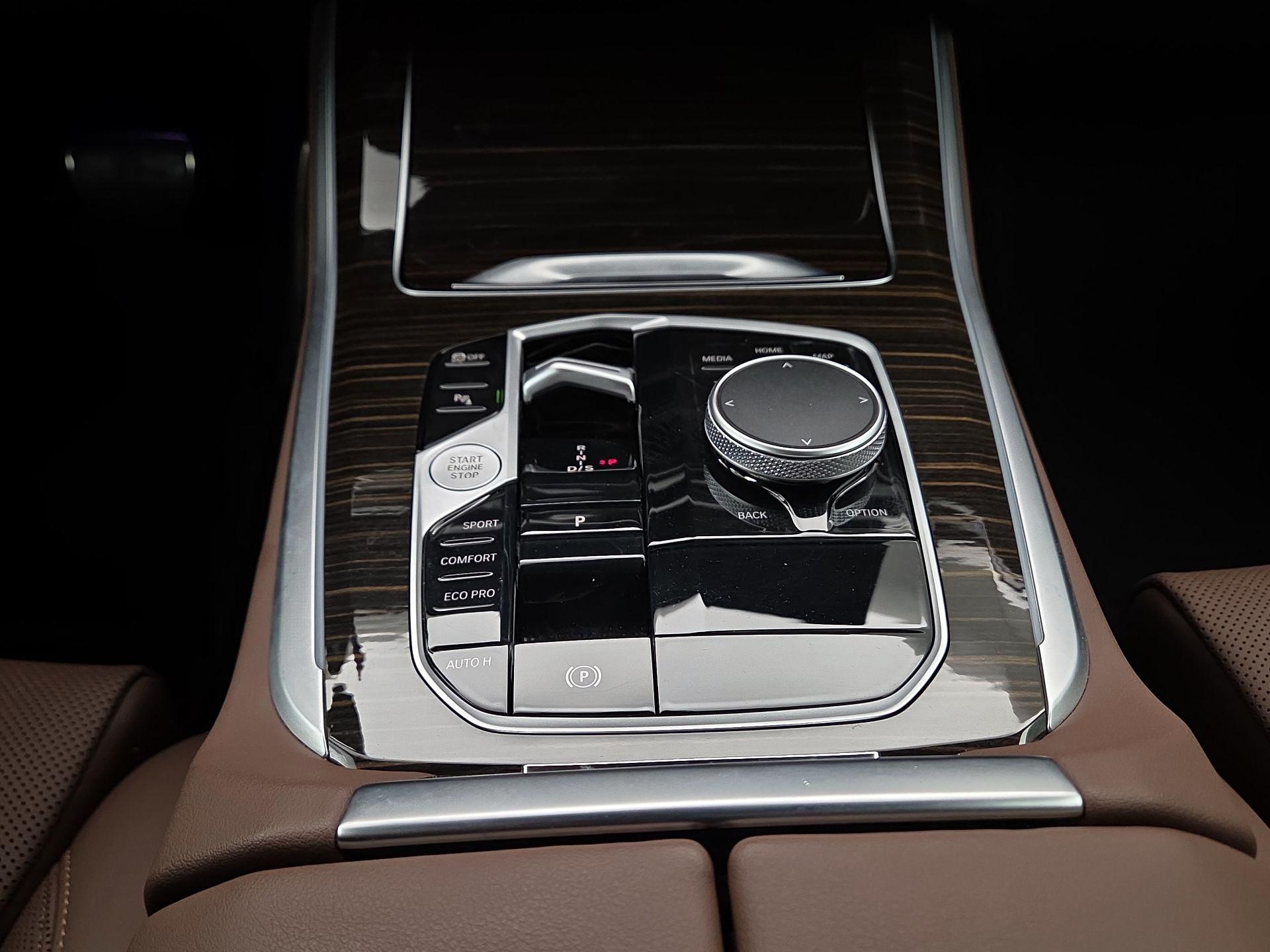Thumbnail: 2026 BMW X5 - 18