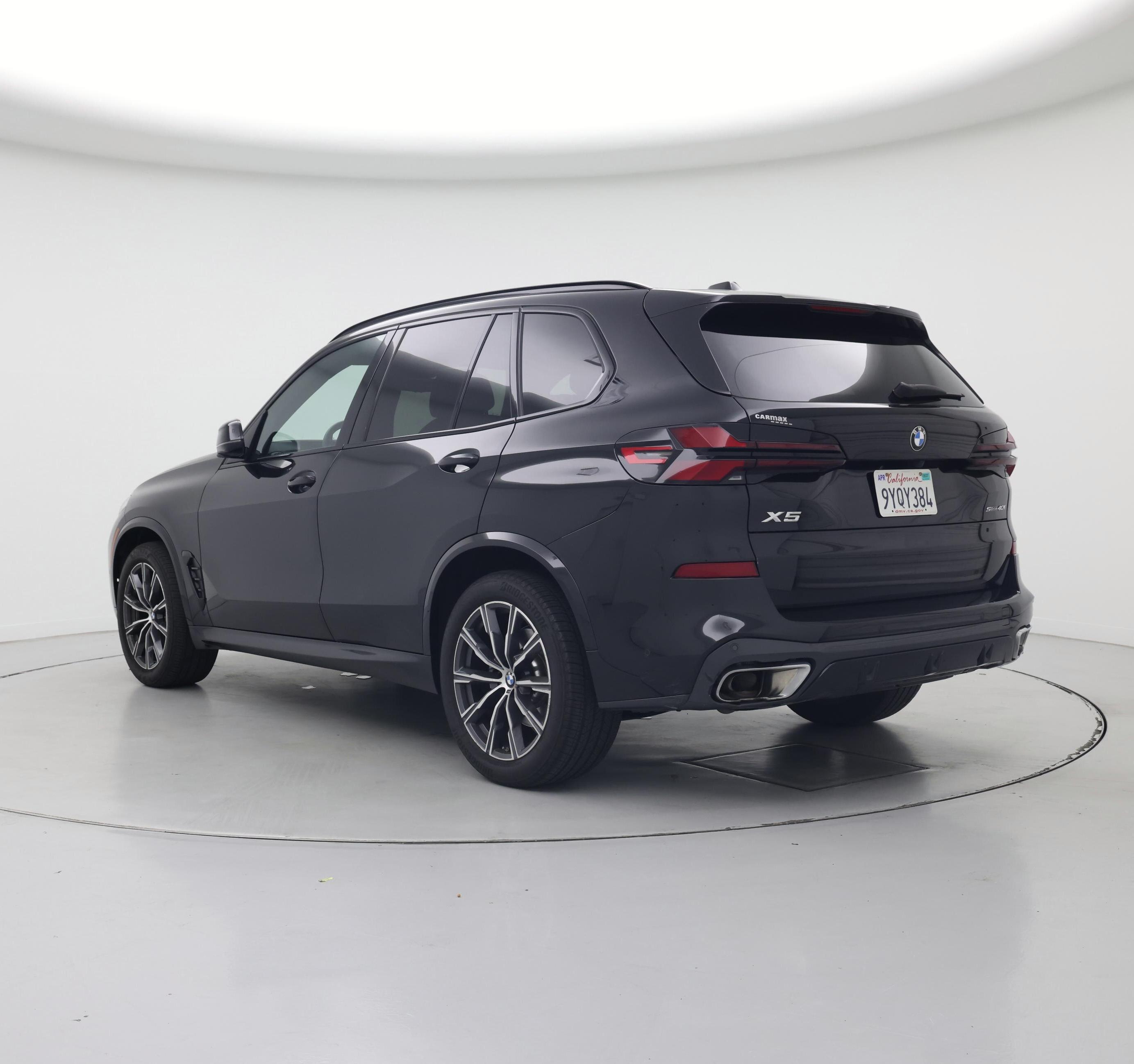 Thumbnail: 2026 BMW X5 - 2
