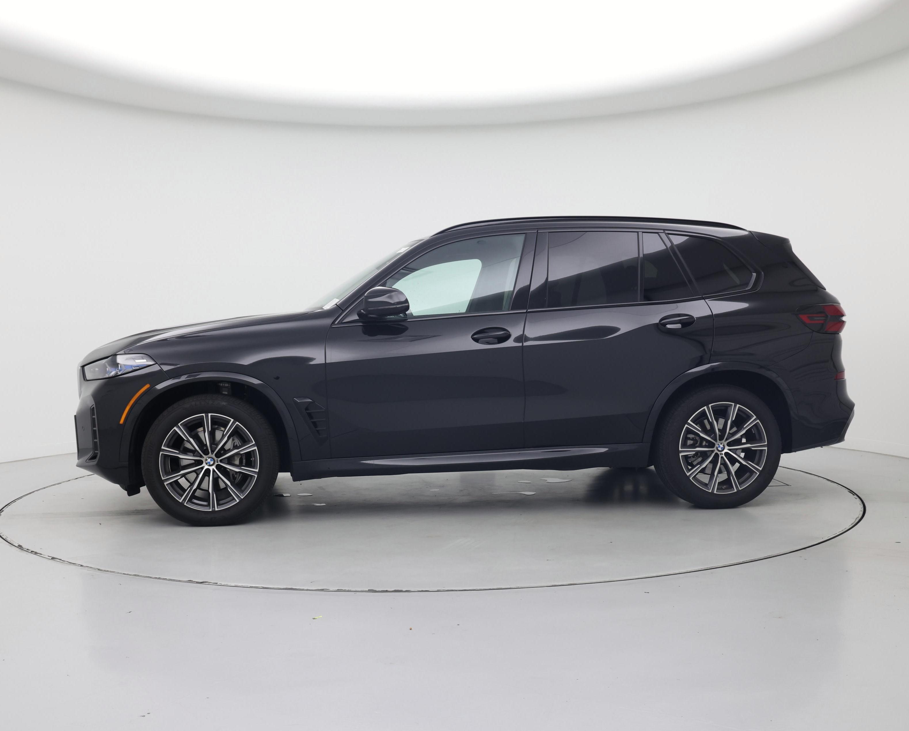 Thumbnail: 2026 BMW X5 - 3