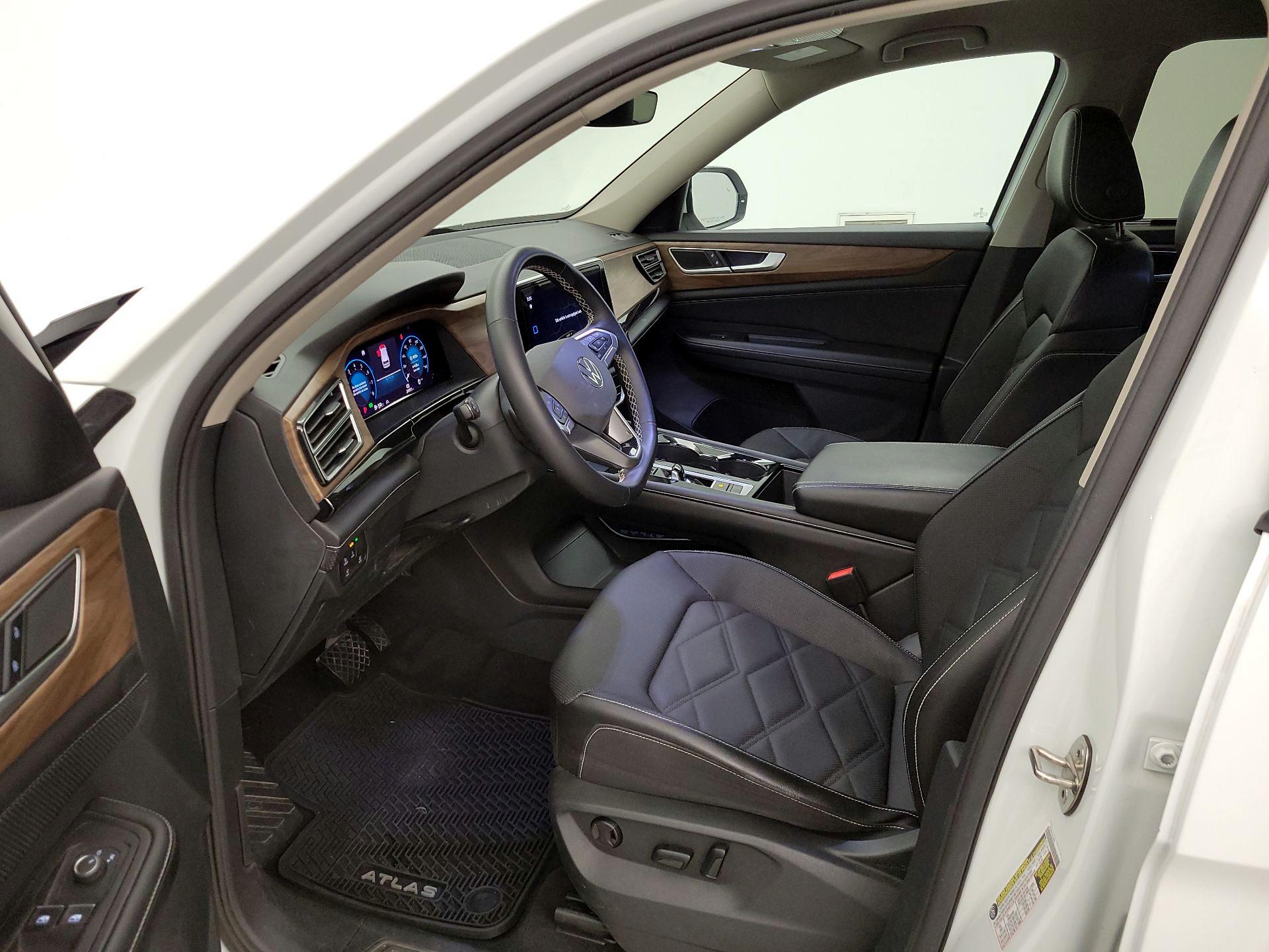 Thumbnail: 2024 Volkswagen Atlas - 9