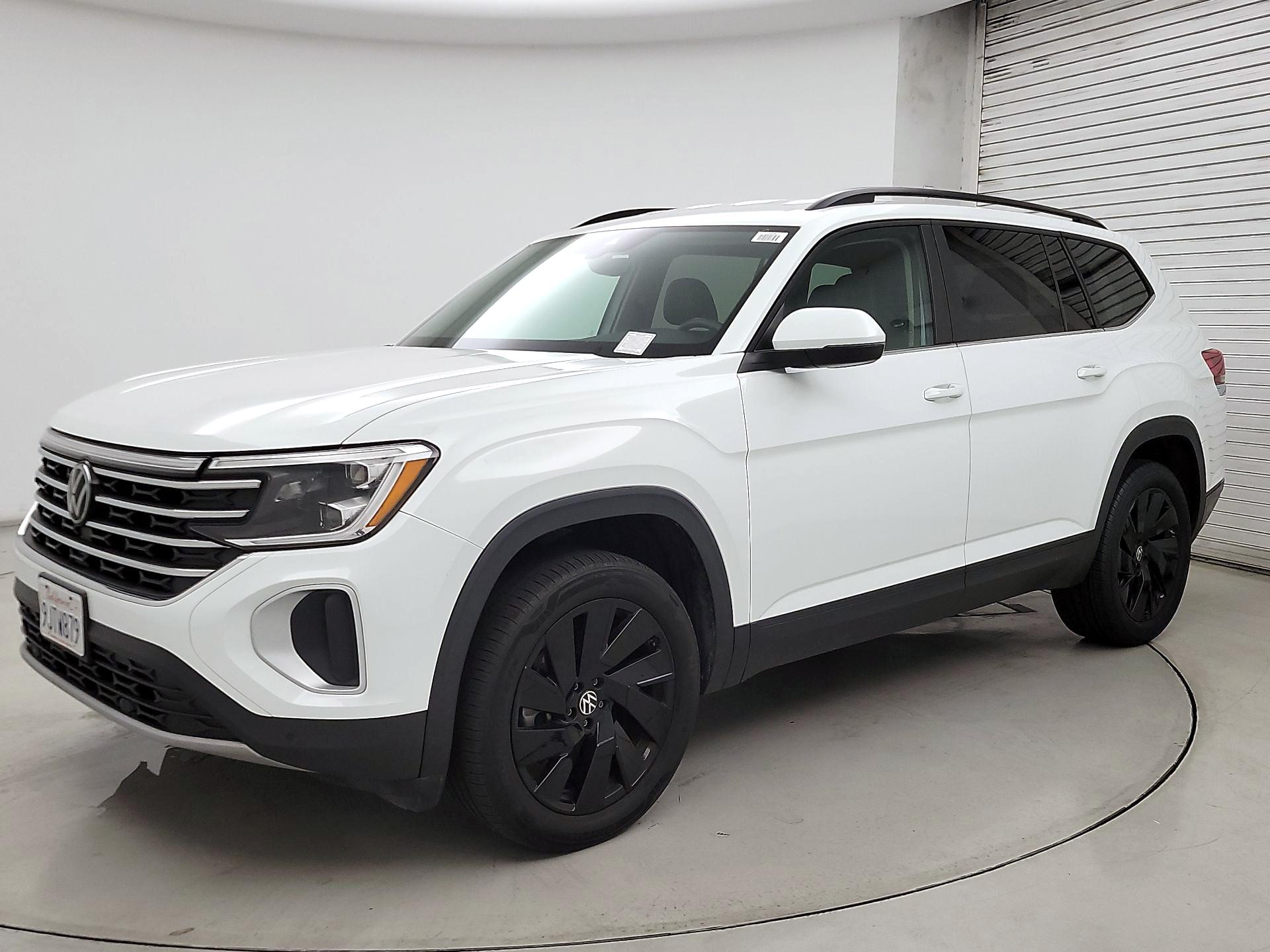 Thumbnail: 2024 Volkswagen Atlas - 3