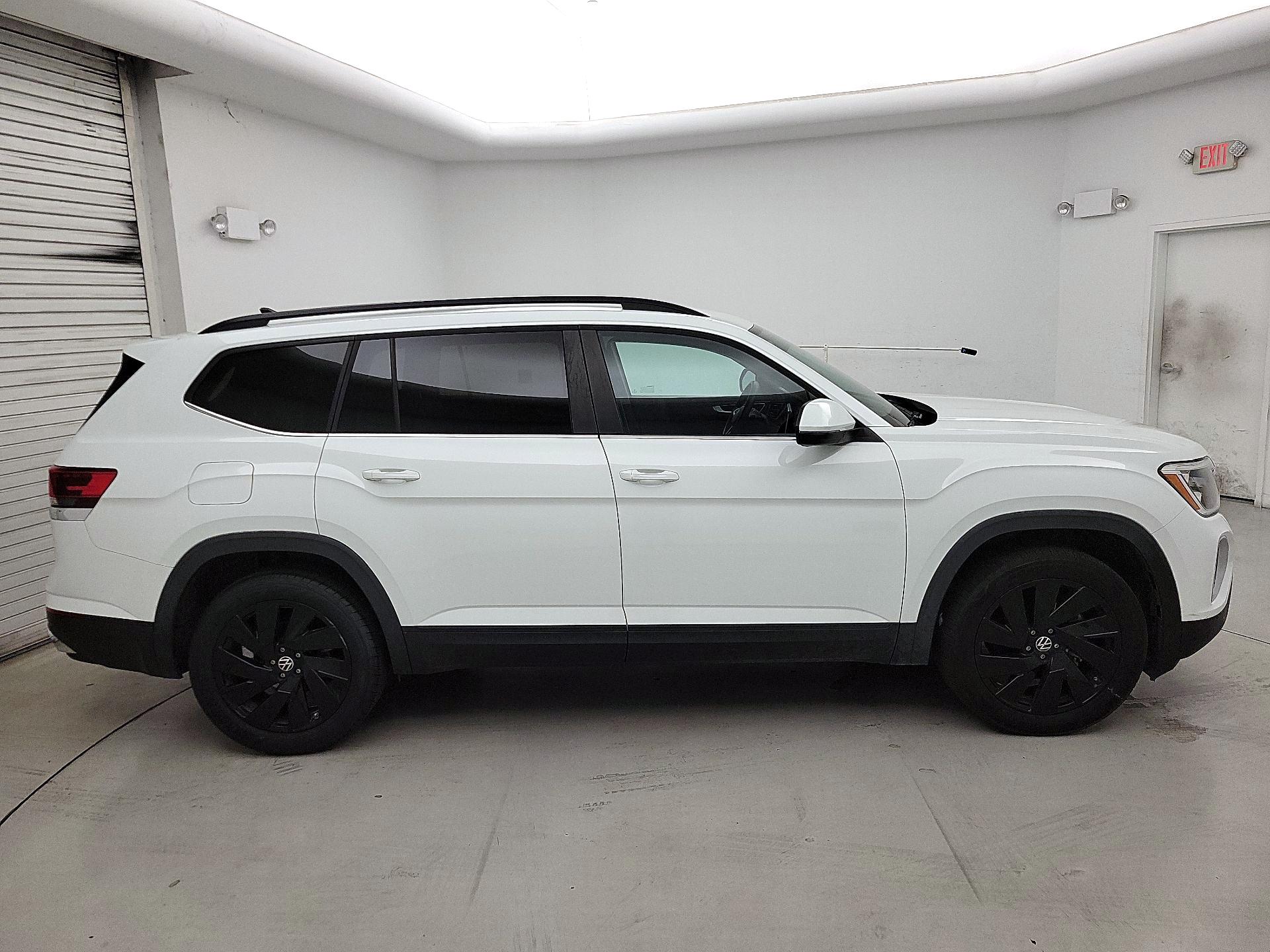 Thumbnail: 2024 Volkswagen Atlas - 4