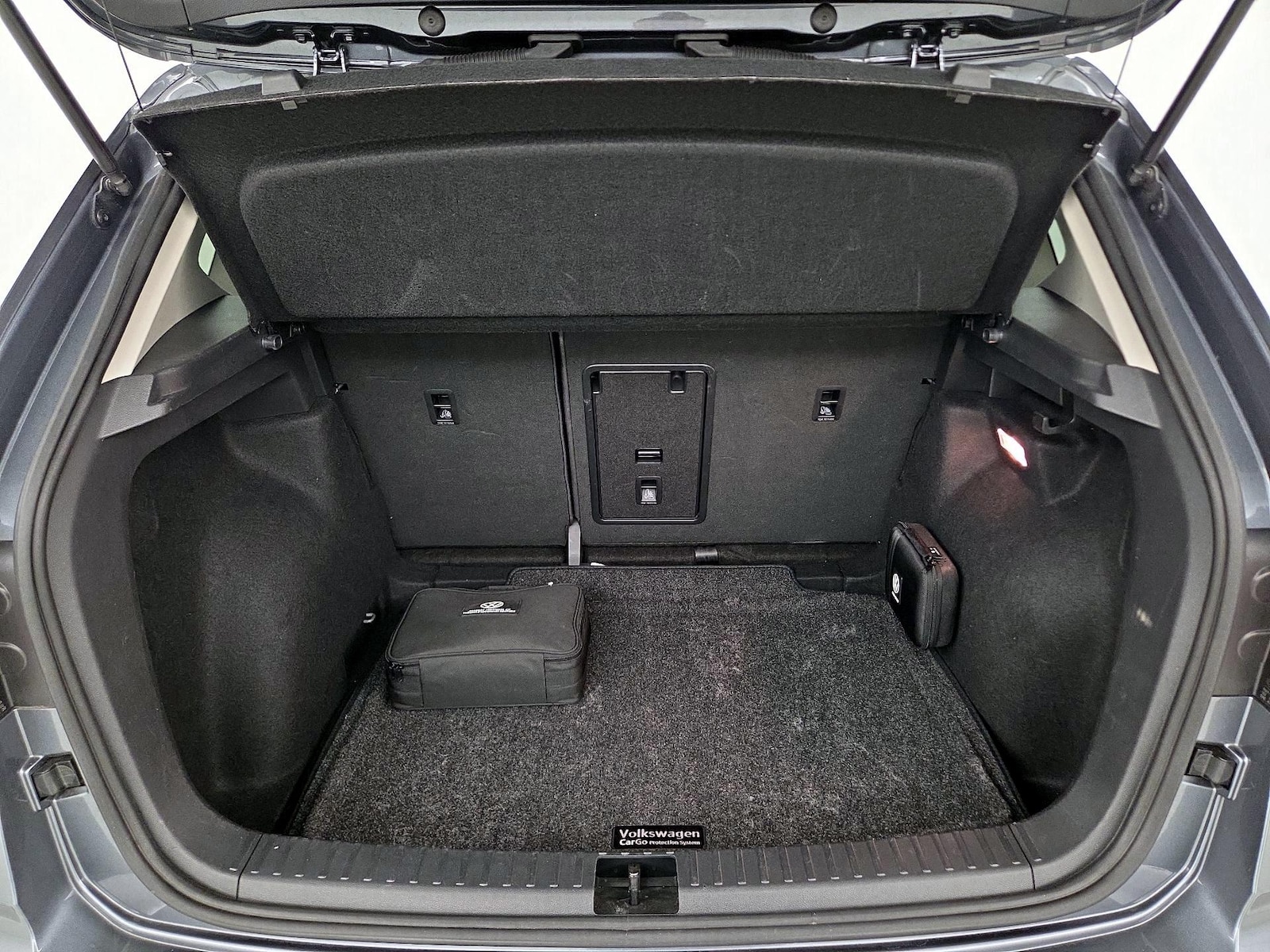 2023 Volkswagen Taos SE - Photo 22