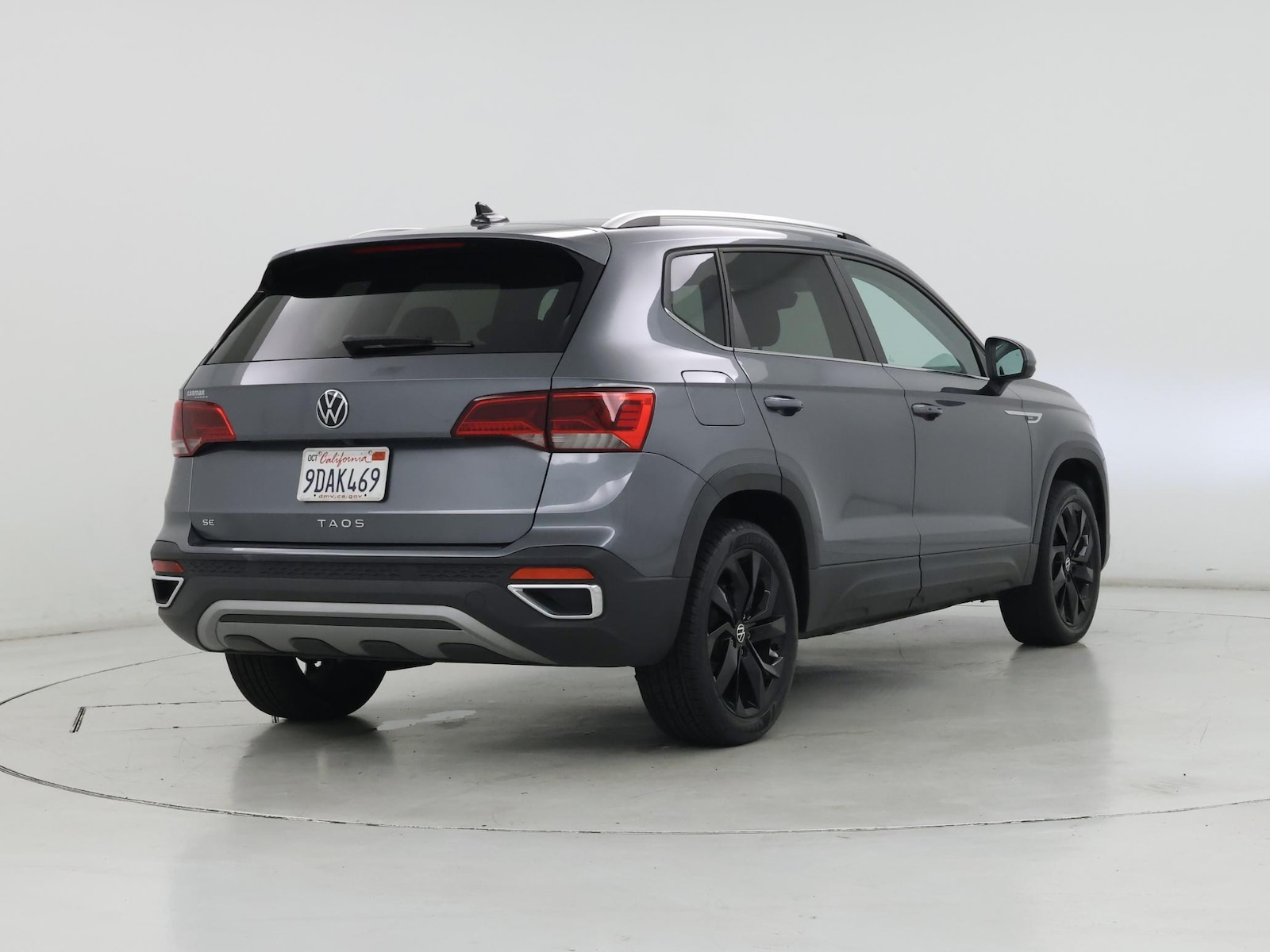 2023 Volkswagen Taos SE - Photo 9