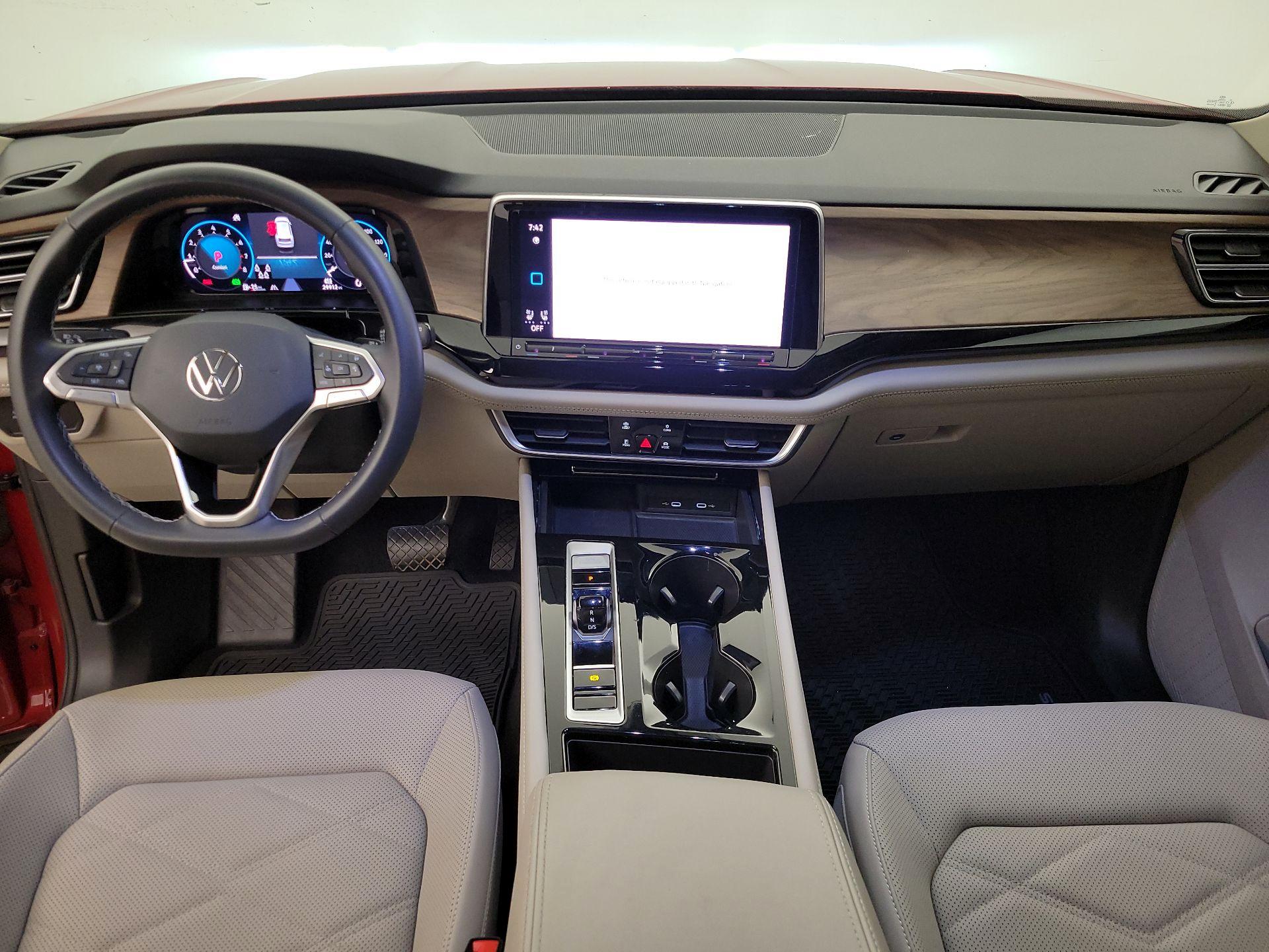 Thumbnail: 2024 Volkswagen Atlas - 8