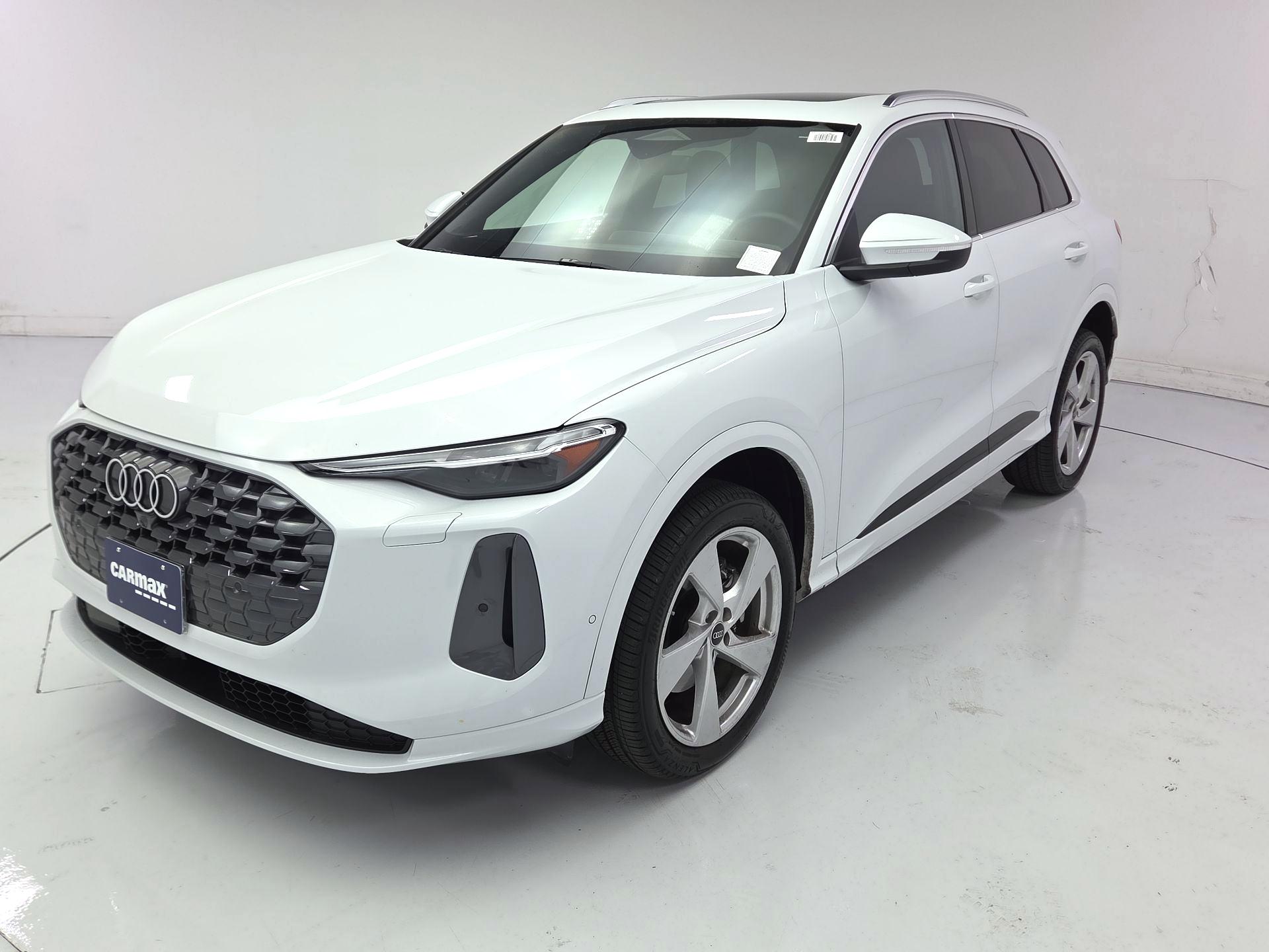 Thumbnail: 2025 Audi Q5 - 3