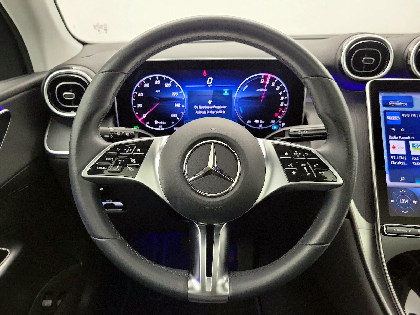 2025 Mercedes-Benz GLC Base - Photo 11