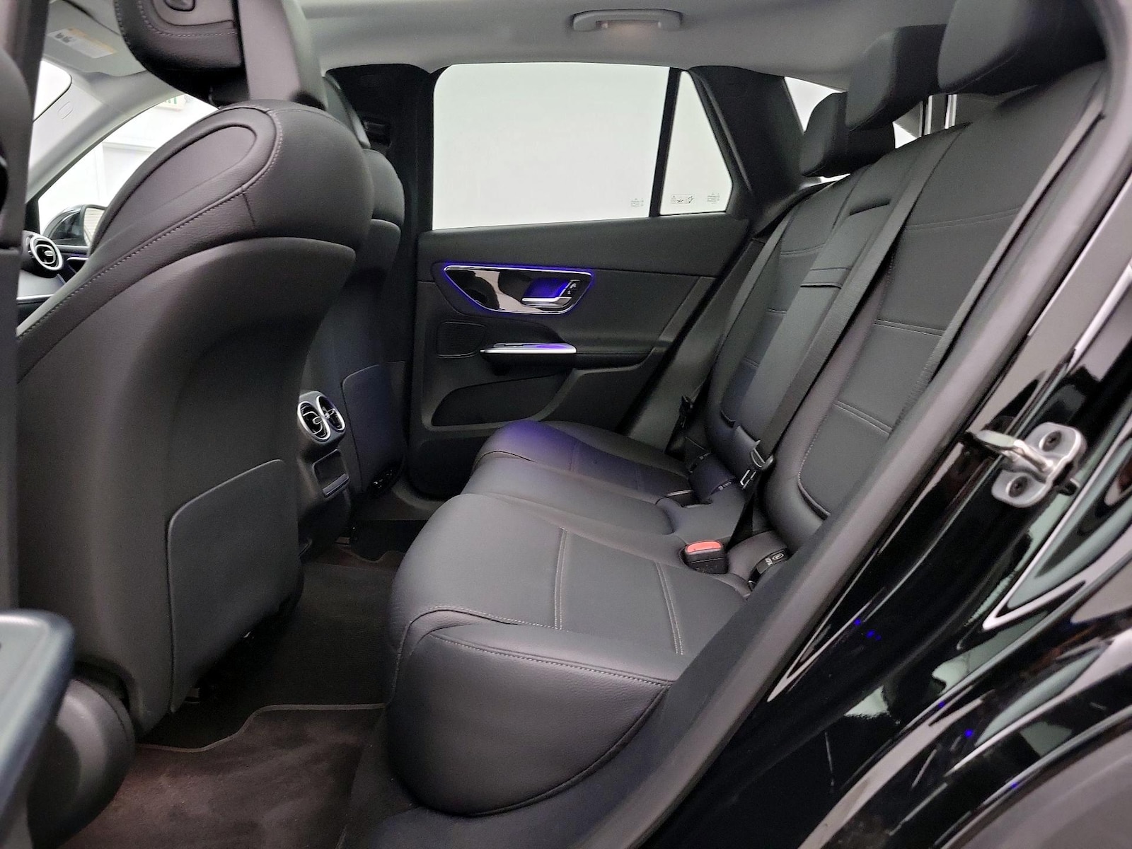 2025 Mercedes-Benz GLC Base - Photo 22