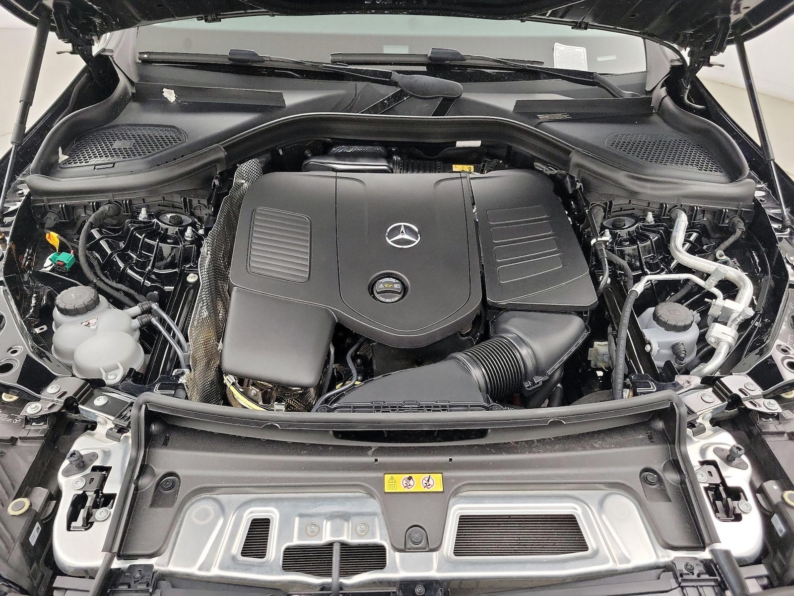 2025 Mercedes-Benz GLC Base - Photo 24