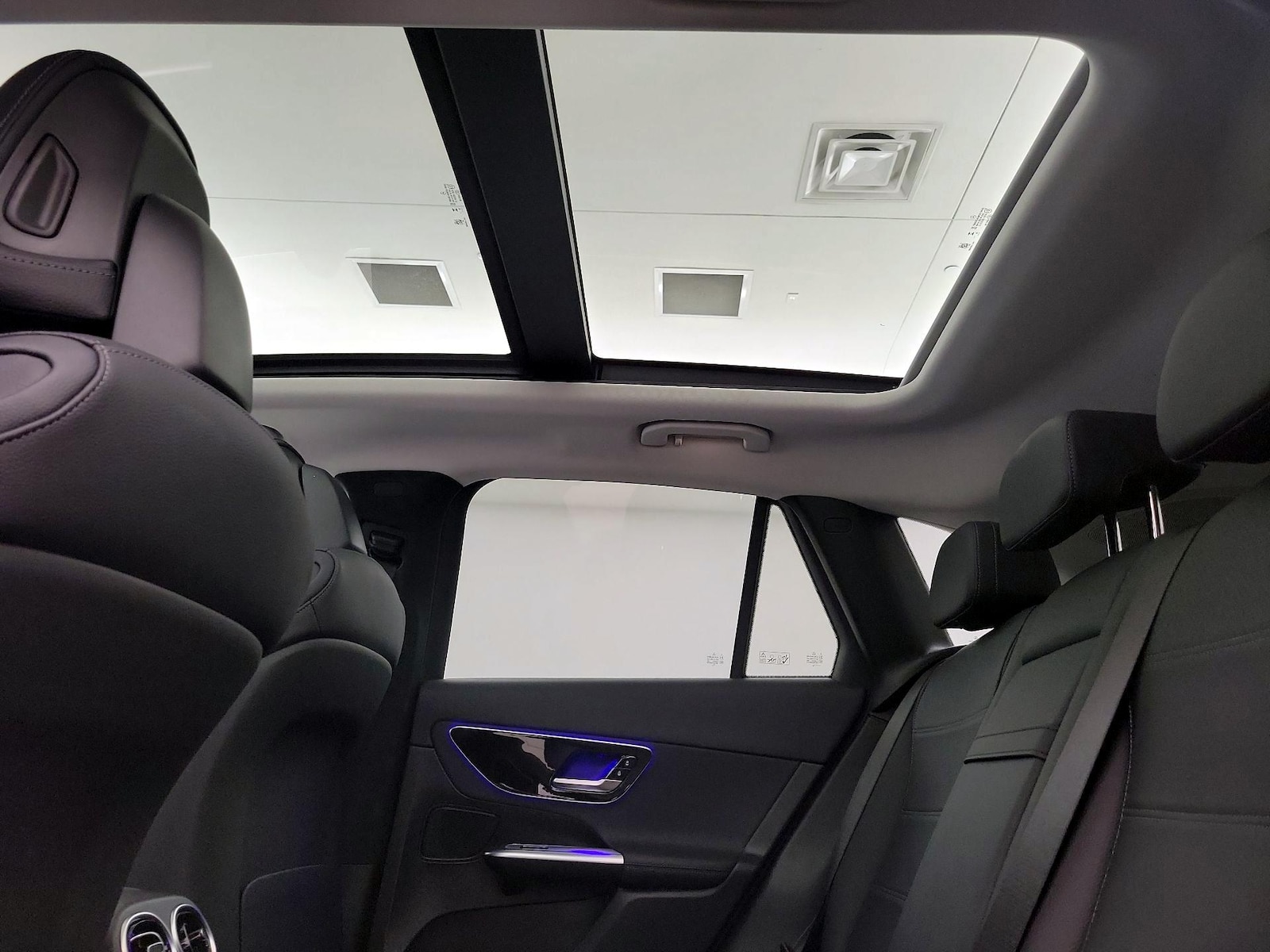 2025 Mercedes-Benz GLC Base - Photo 25