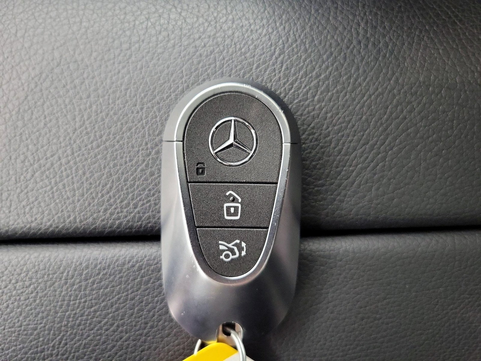 2025 Mercedes-Benz GLC Base - Photo 26
