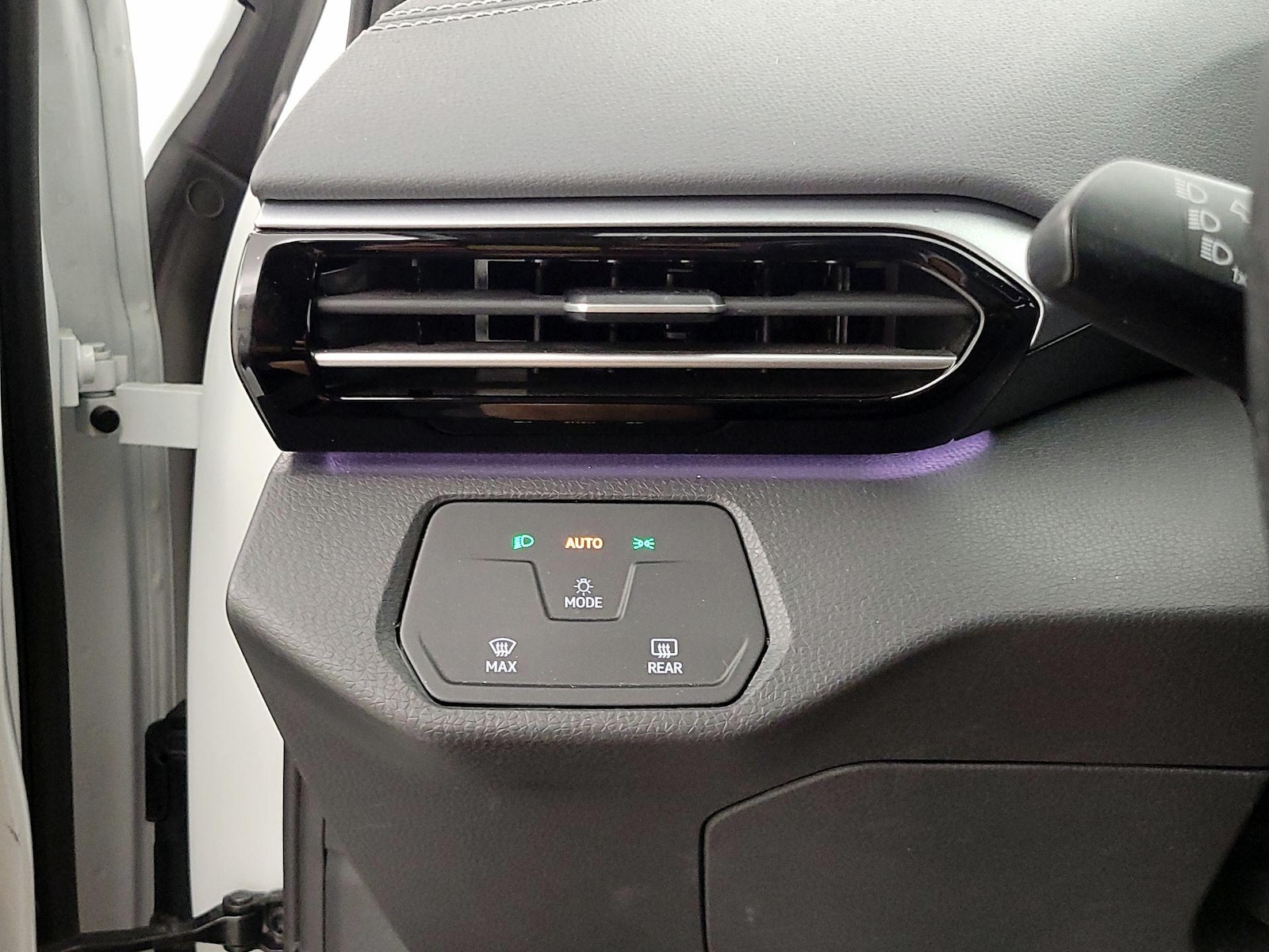 2023 Volkswagen ID.4 PRO - Photo 12