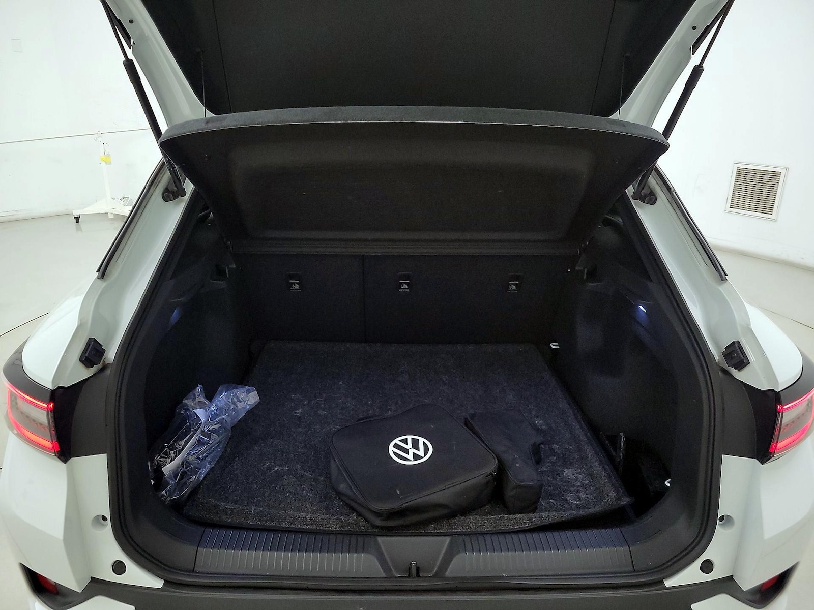2023 Volkswagen ID.4 PRO - Photo 19