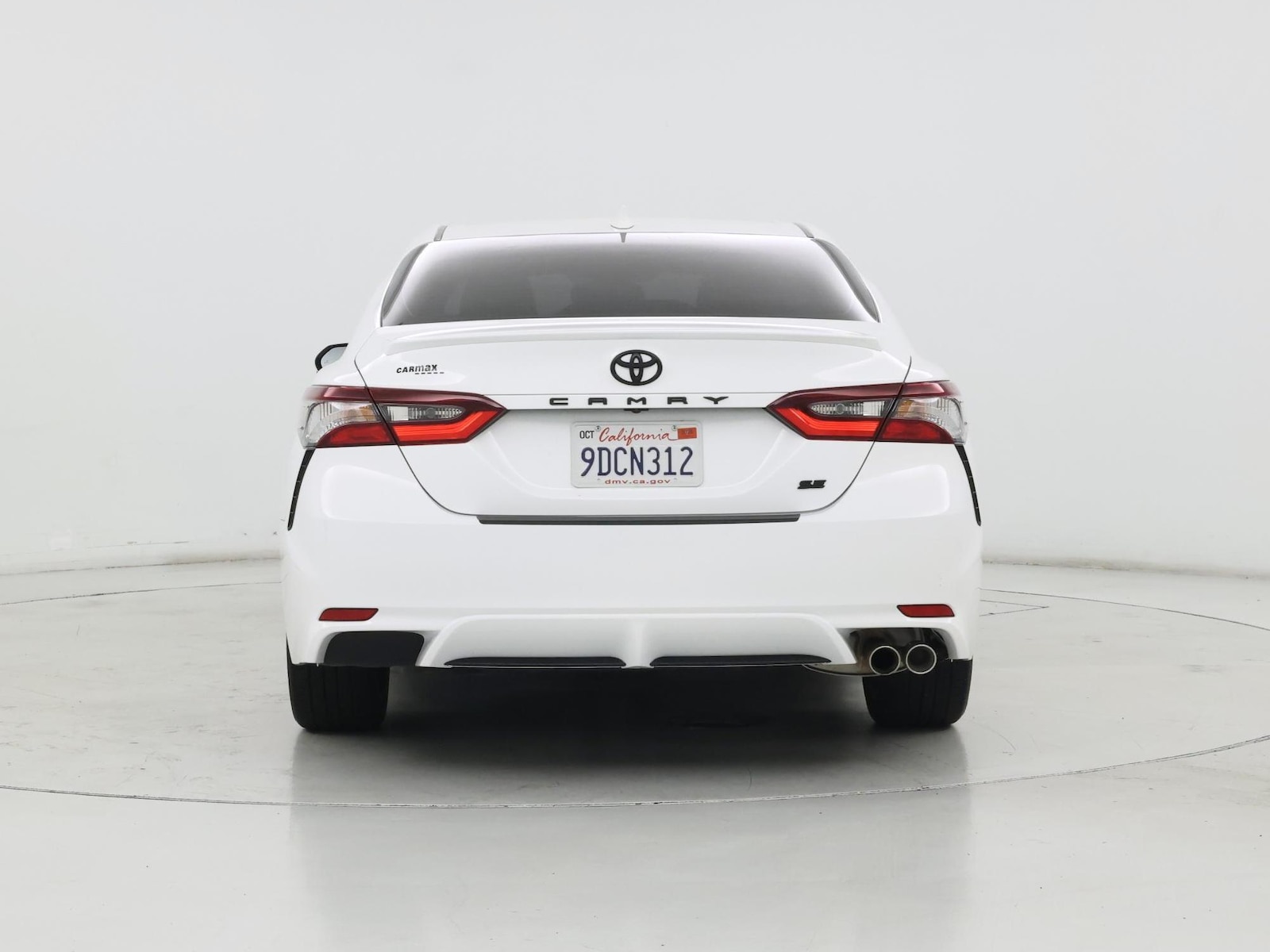 2023 Toyota Camry SE - Photo 7