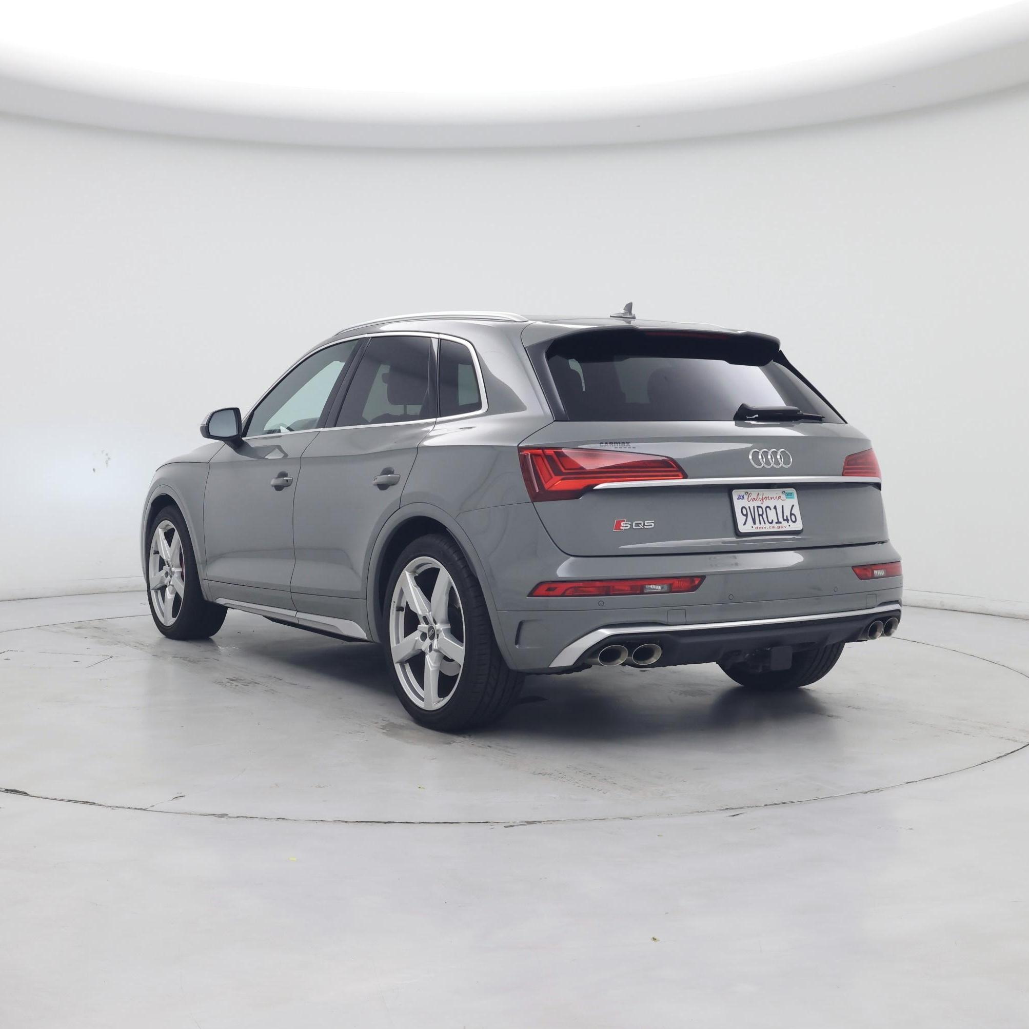 Thumbnail: 2022 Audi SQ5 - 2