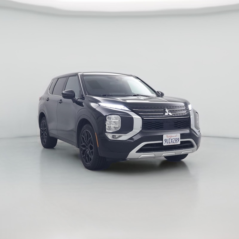 2023 Mitsubishi Outlander SE