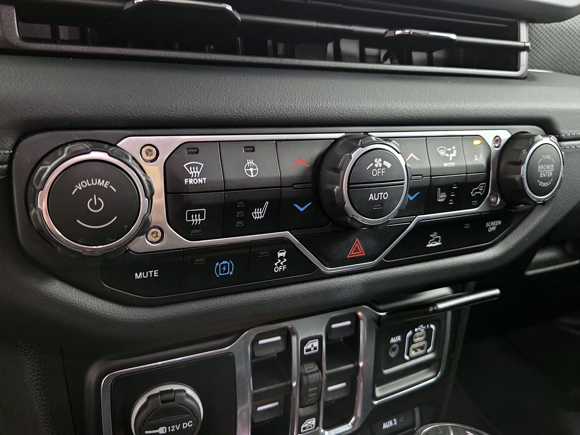 Thumbnail: 2024 Jeep Wrangler - 16