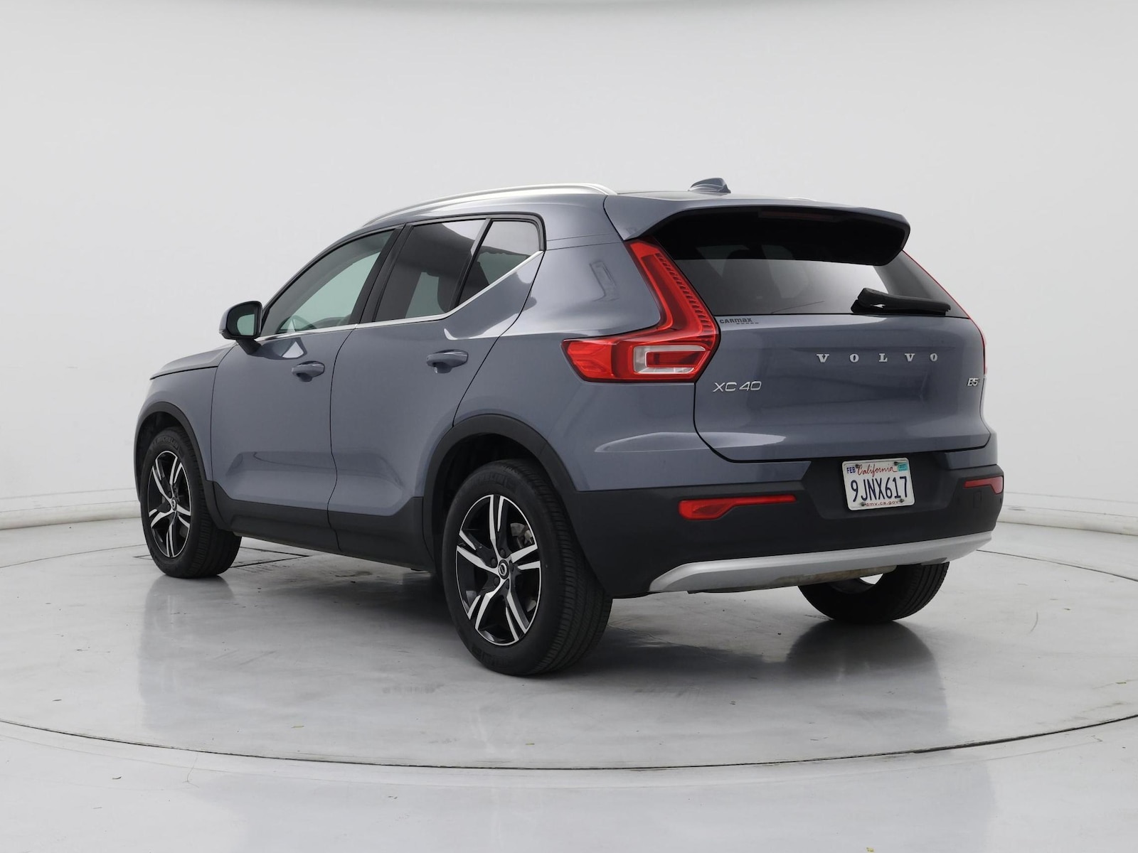 2023 Volvo XC40 Plus - Photo 3