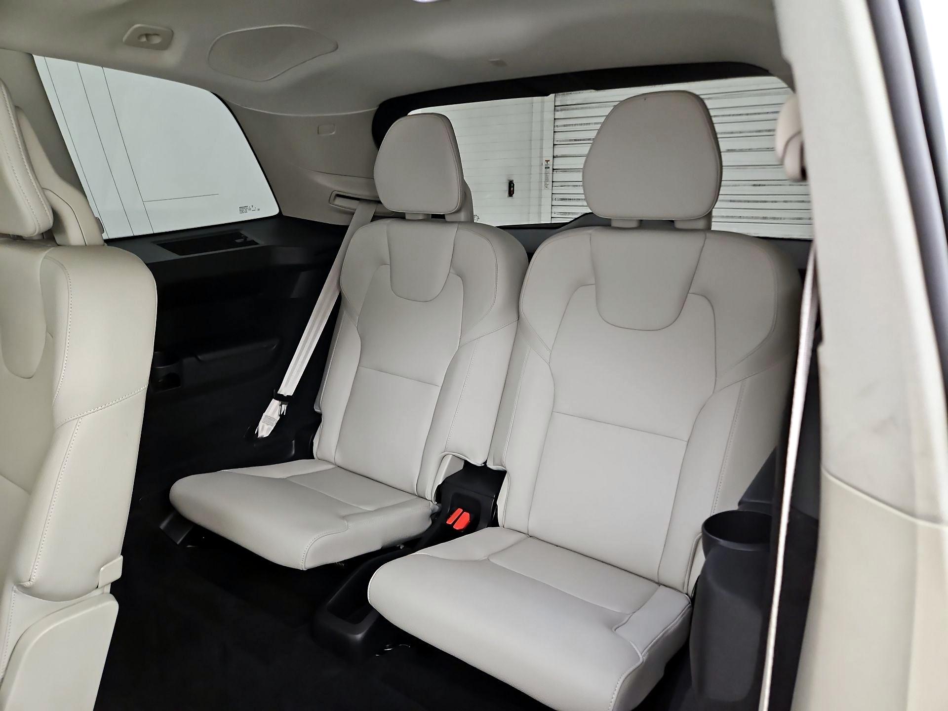 Thumbnail: 2023 Volvo XC90 - 17