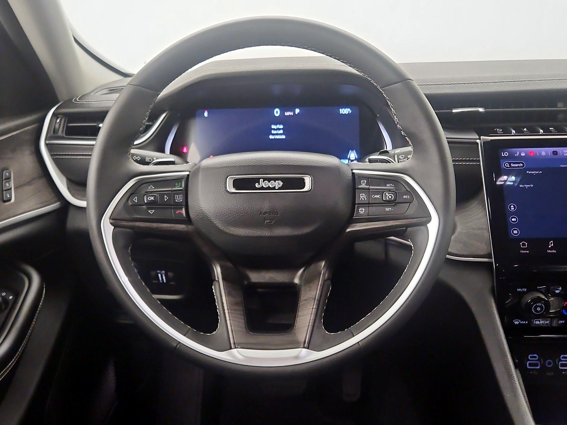 Thumbnail: 2023 Jeep Grand Cherokee - 10