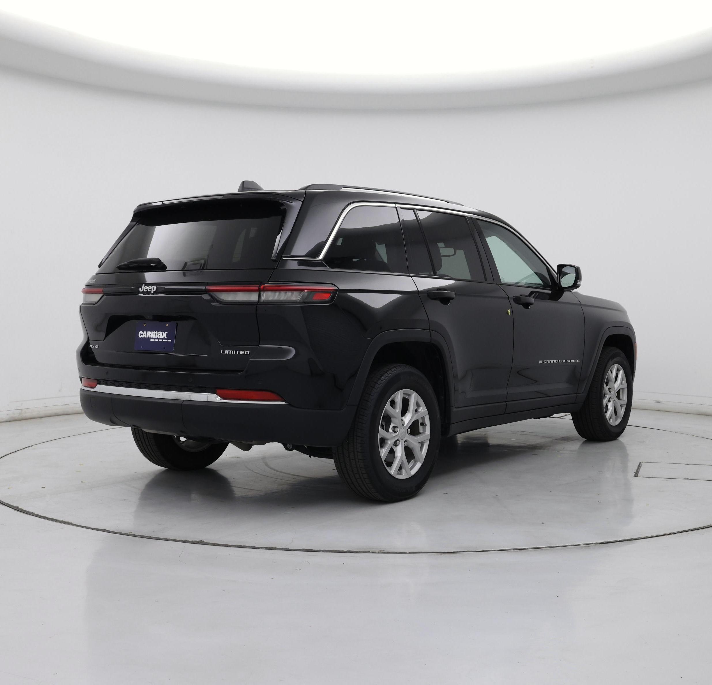 Thumbnail: 2023 Jeep Grand Cherokee - 8