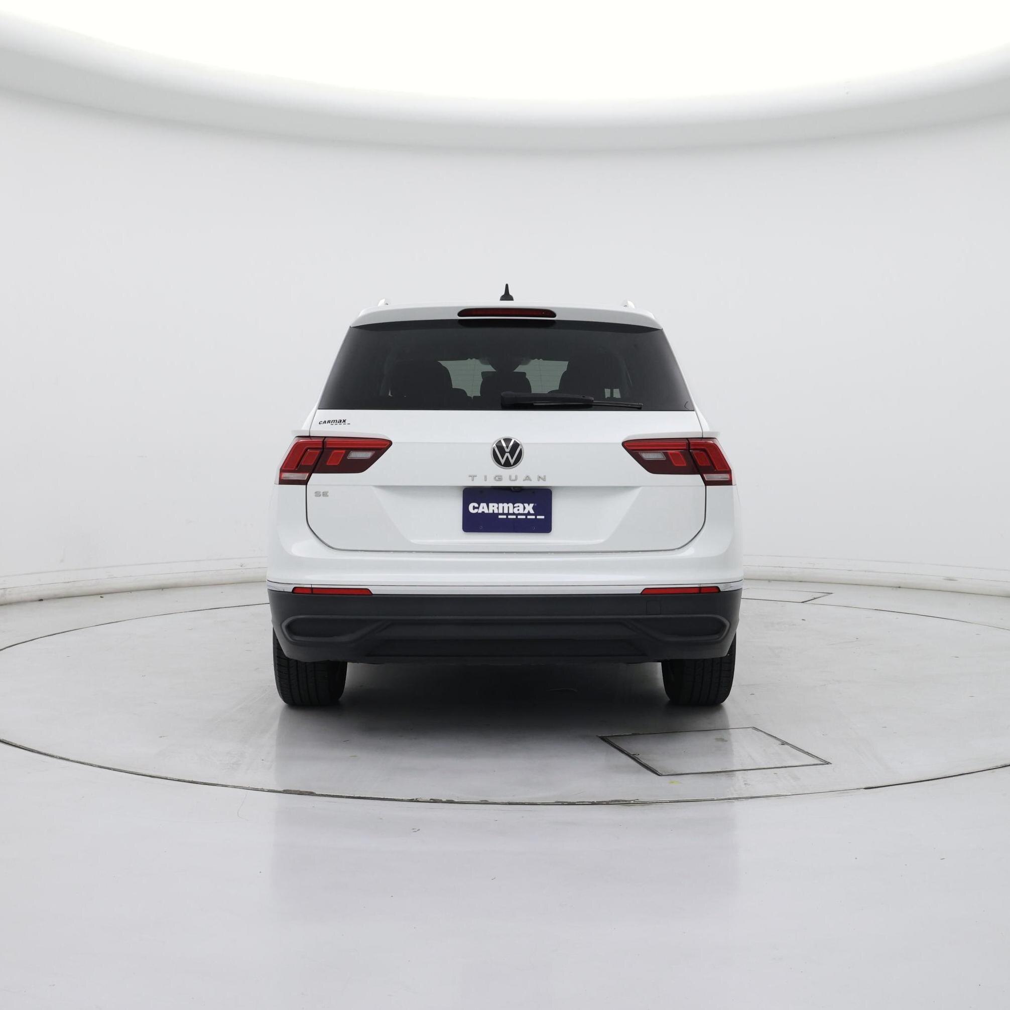 Thumbnail: 2023 Volkswagen Tiguan - 6