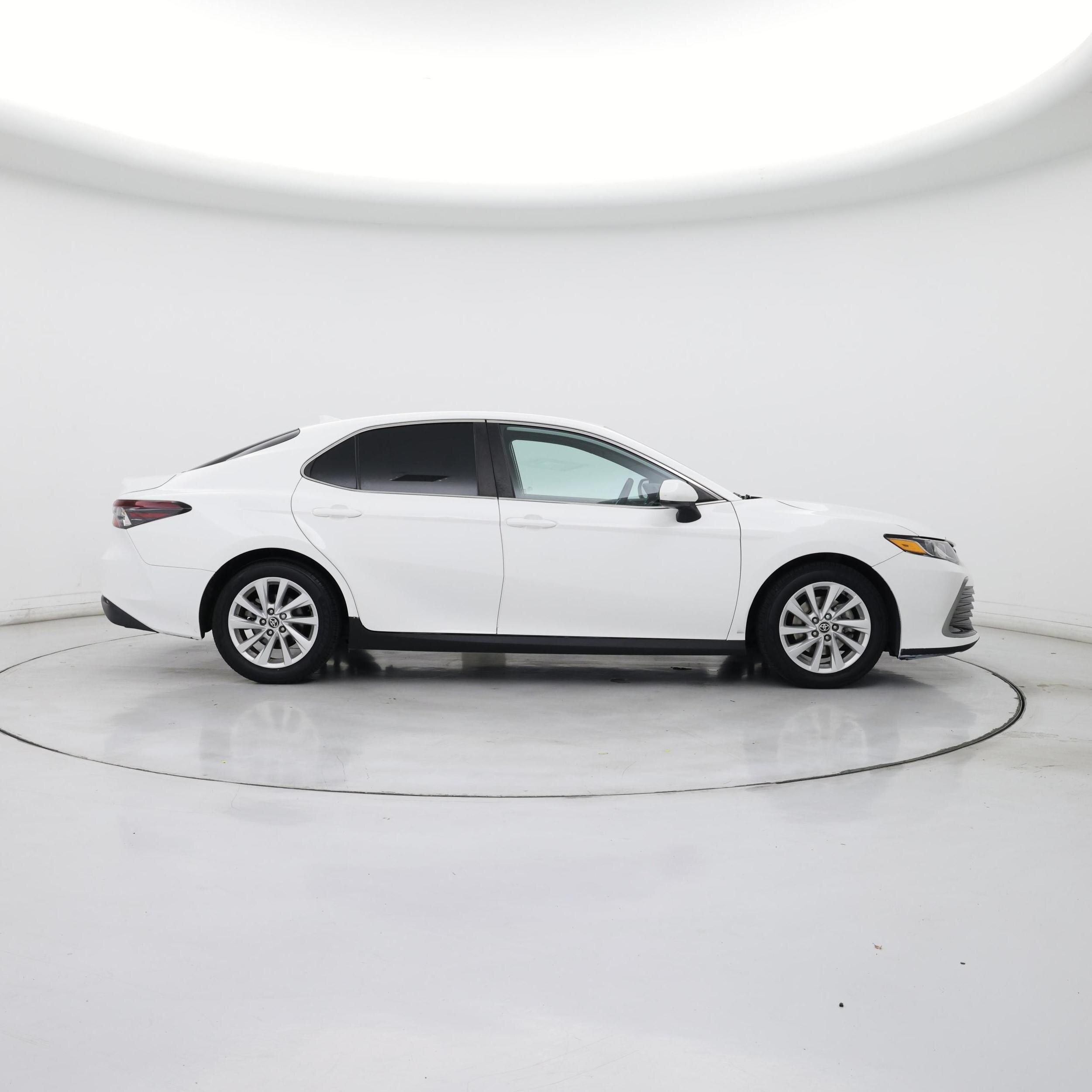 Thumbnail: 2023 Toyota Camry - 7