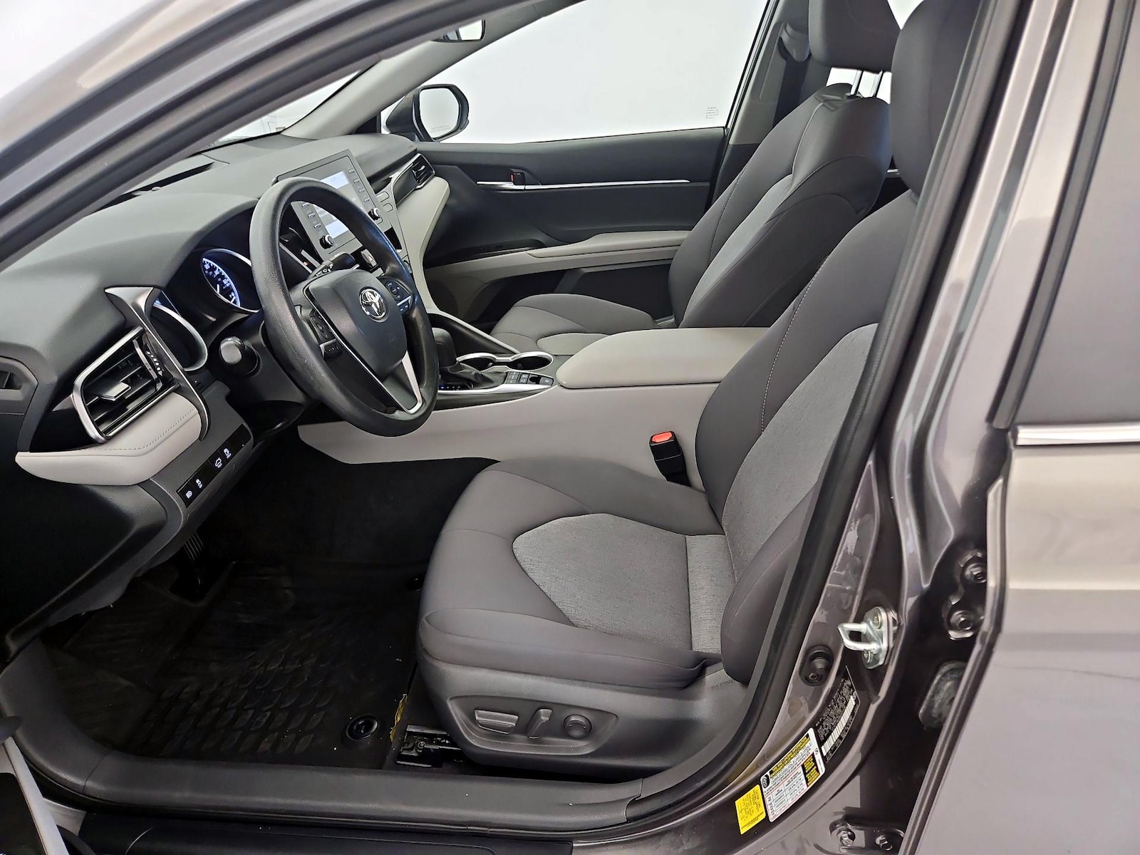 Power Seat(s) & Side Airbags