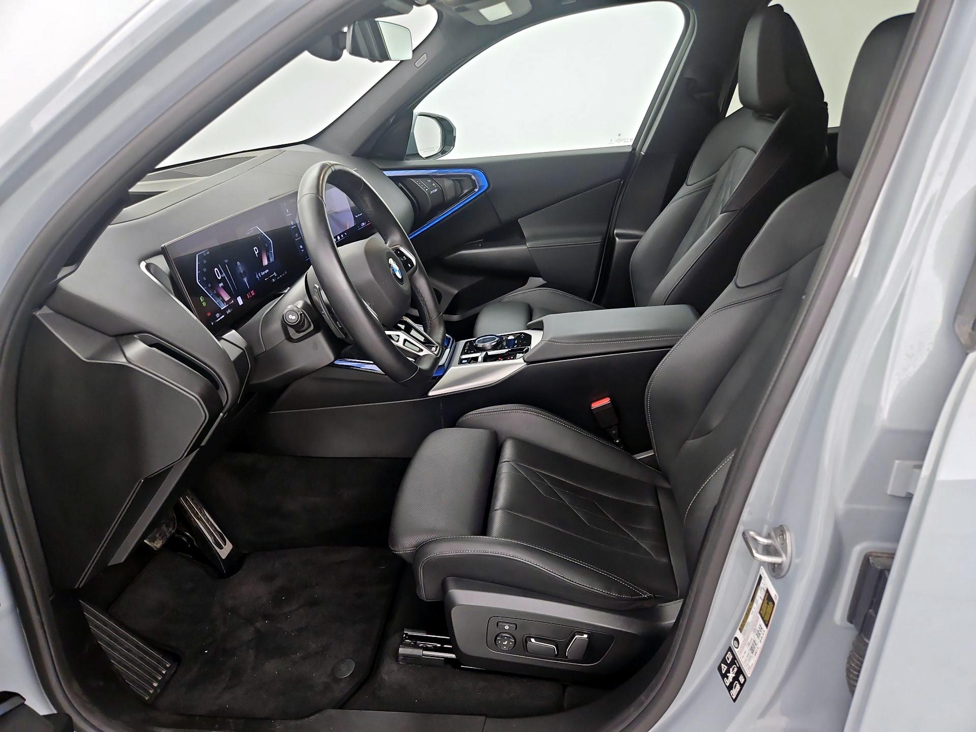 Thumbnail: 2025 BMW X3 - 11