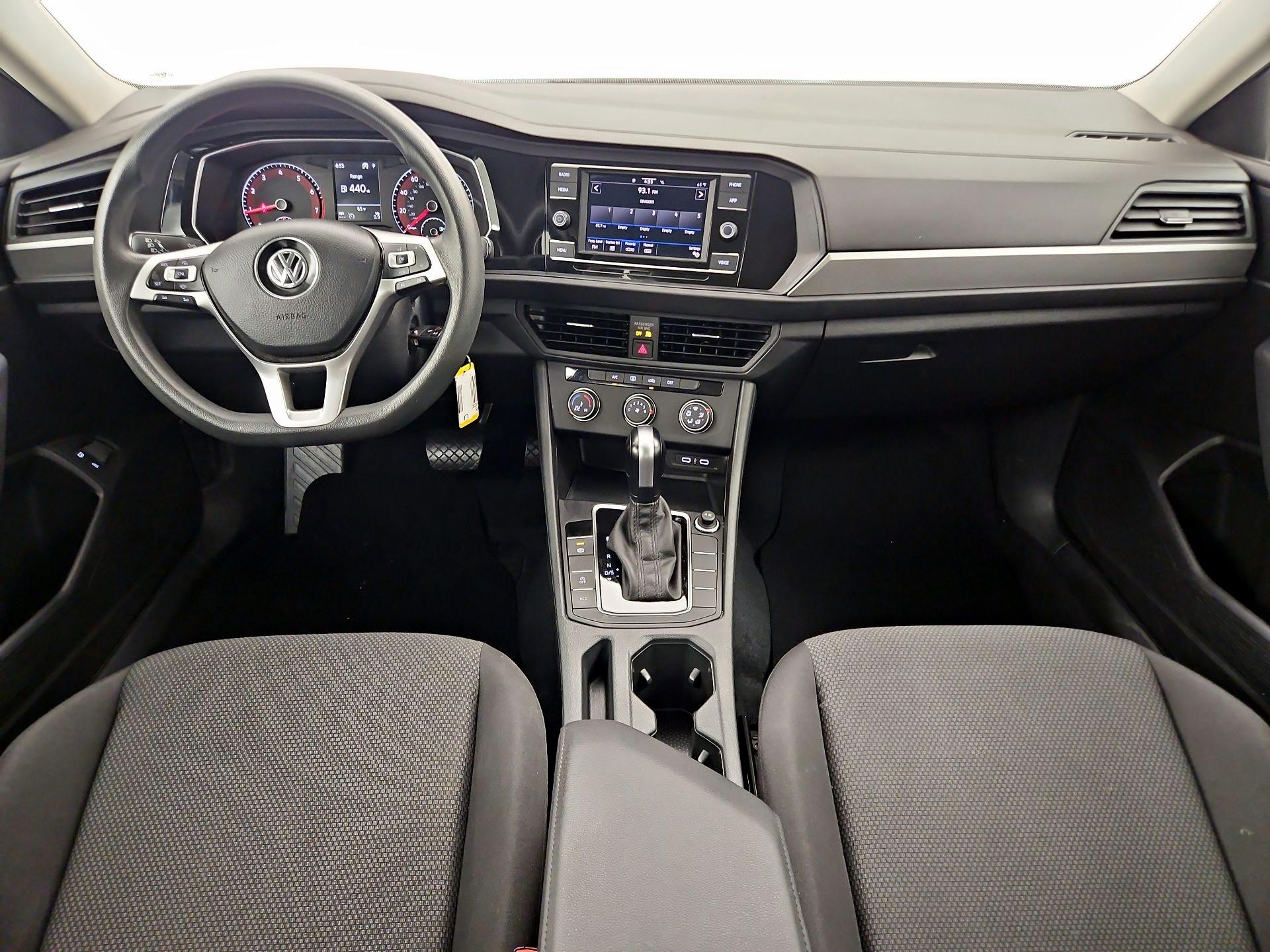 Thumbnail: 2021 Volkswagen Jetta - 9