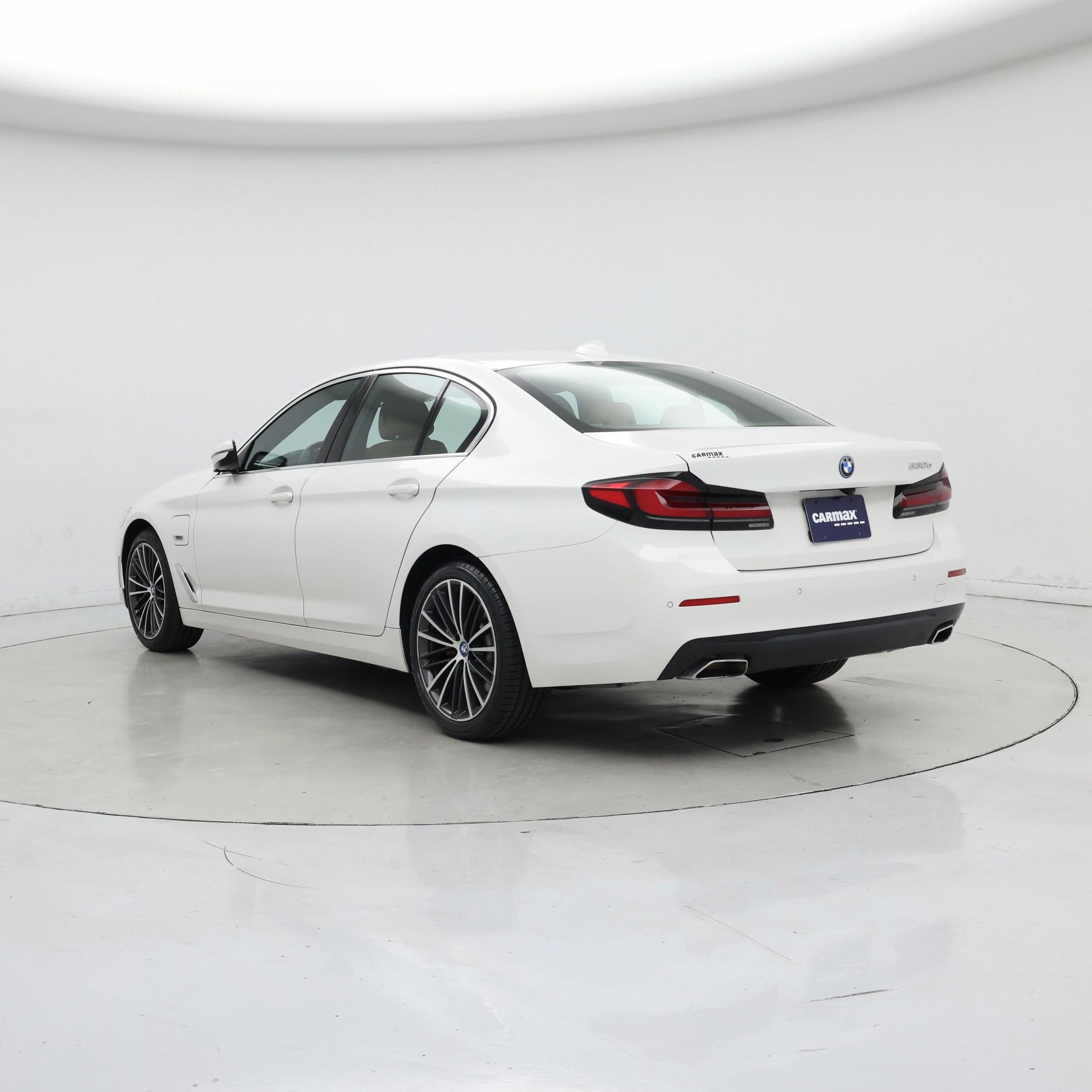 Thumbnail: 2023 BMW 5 Series - 2