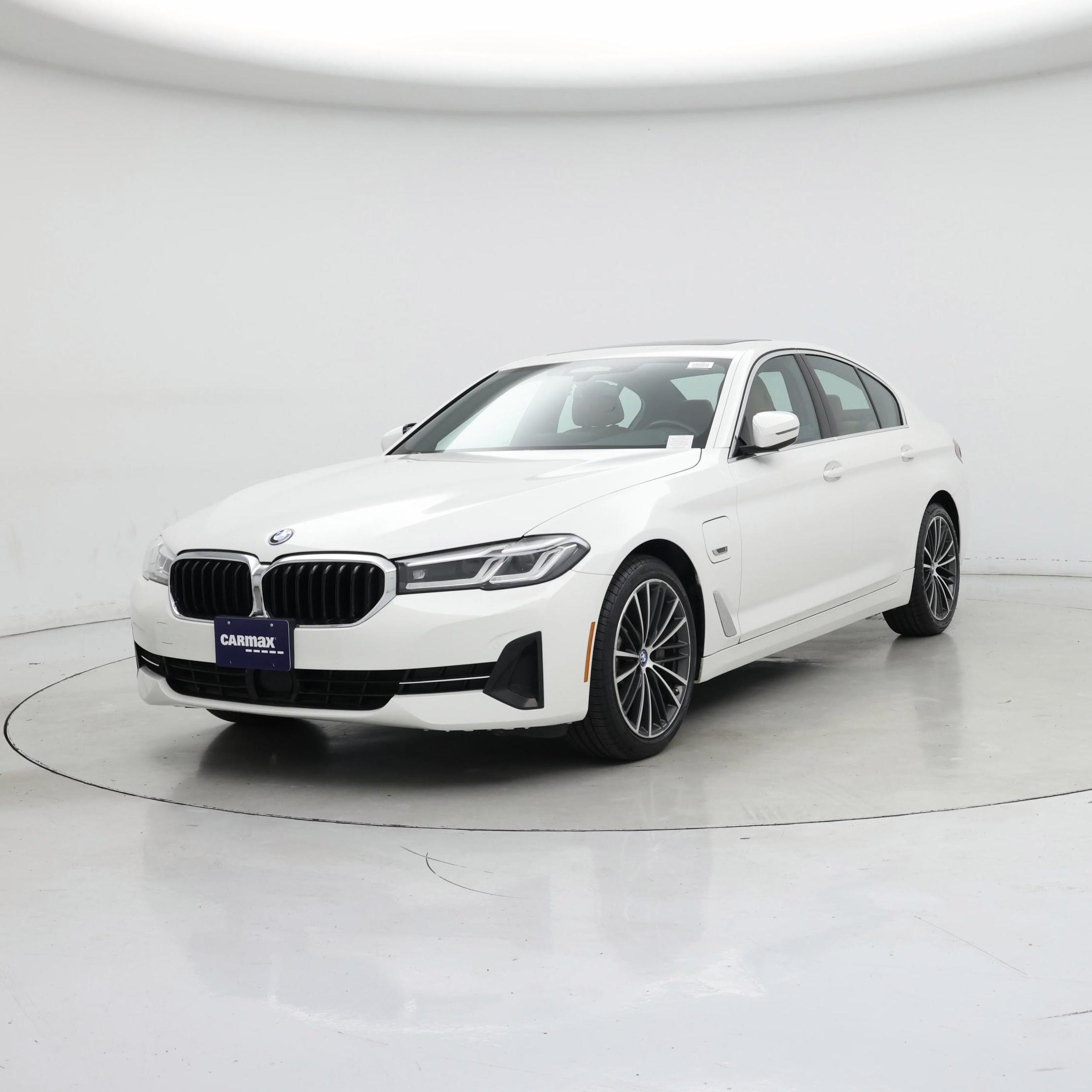 Thumbnail: 2023 BMW 5 Series - 4