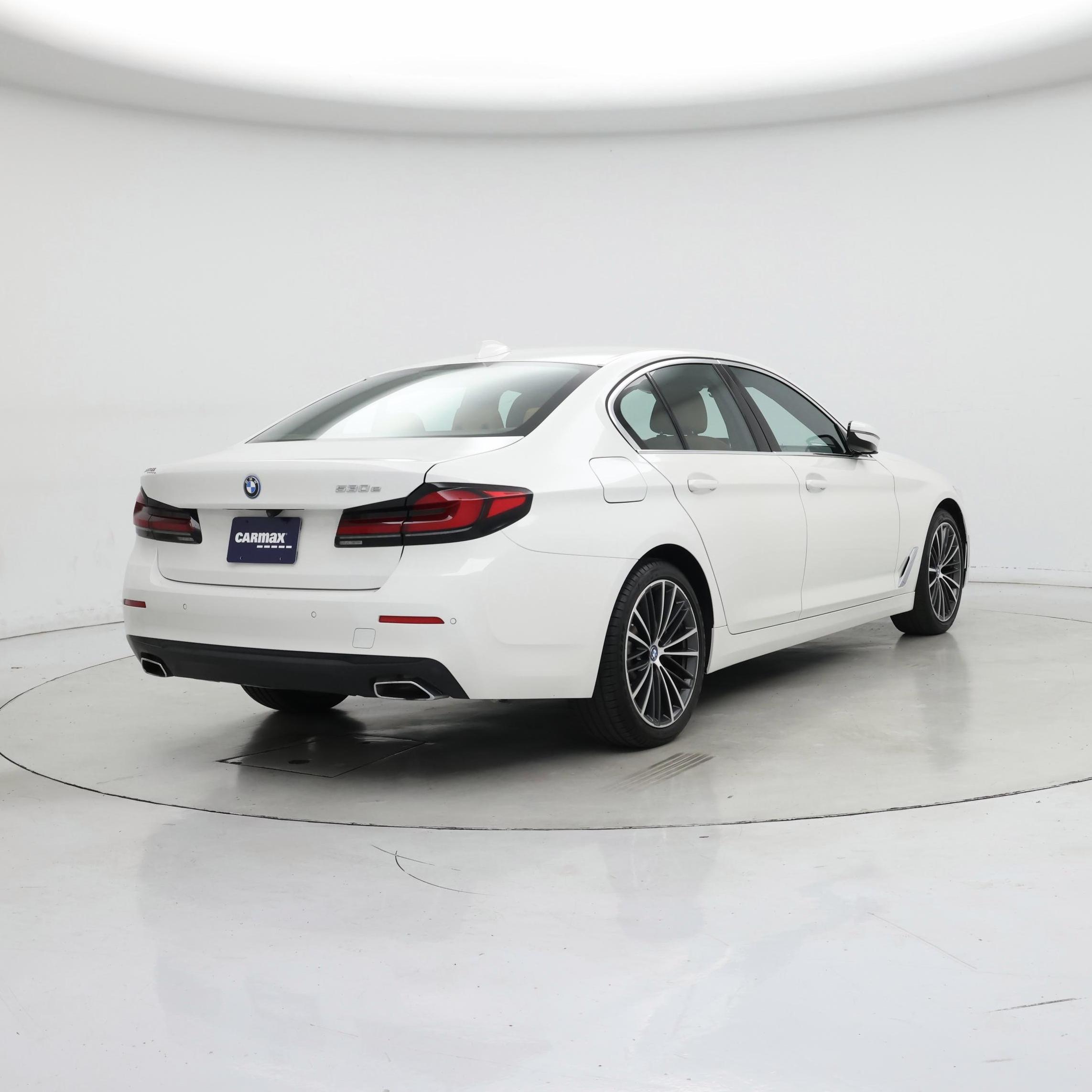 Thumbnail: 2023 BMW 5 Series - 8