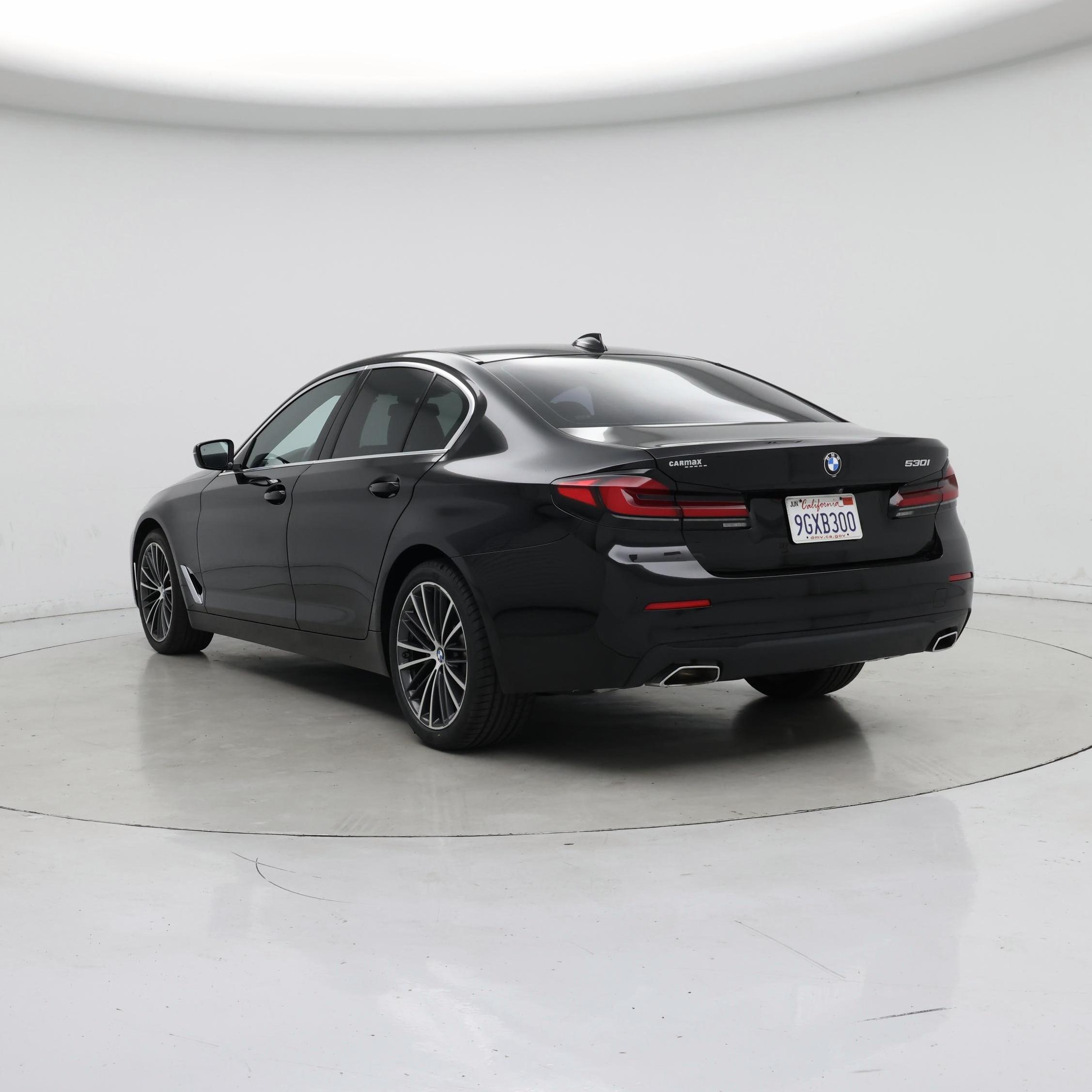 Thumbnail: 2023 BMW 5 Series - 2