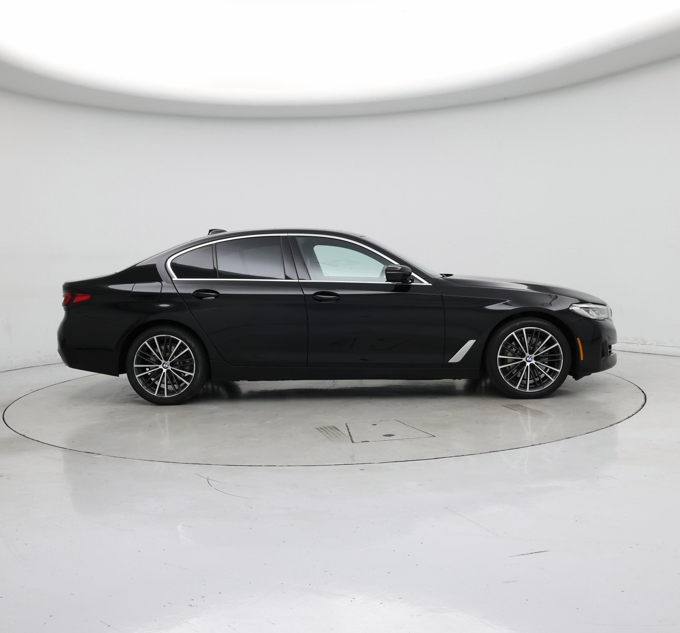 Thumbnail: 2023 BMW 5 Series - 7