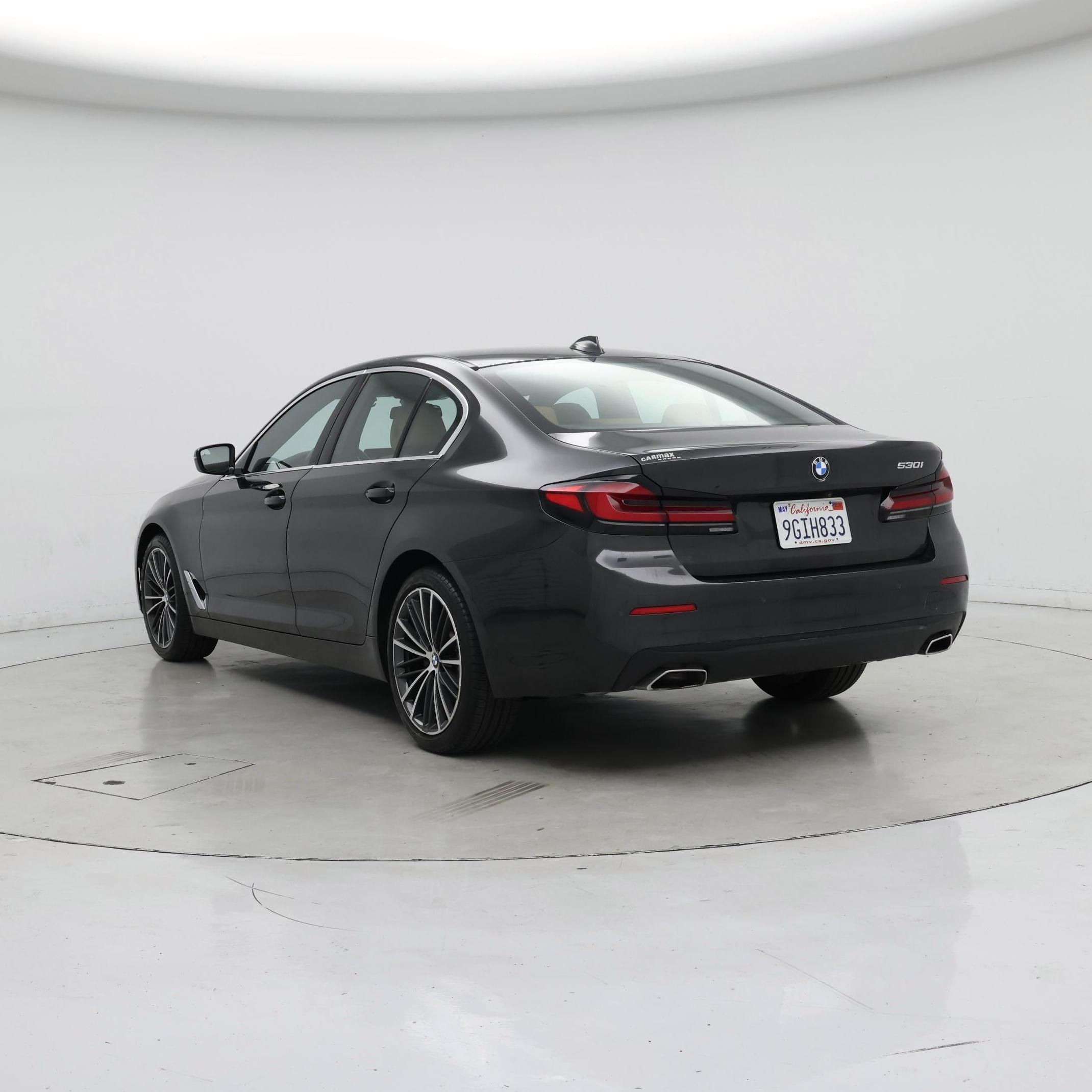 Thumbnail: 2023 BMW 5 Series - 2