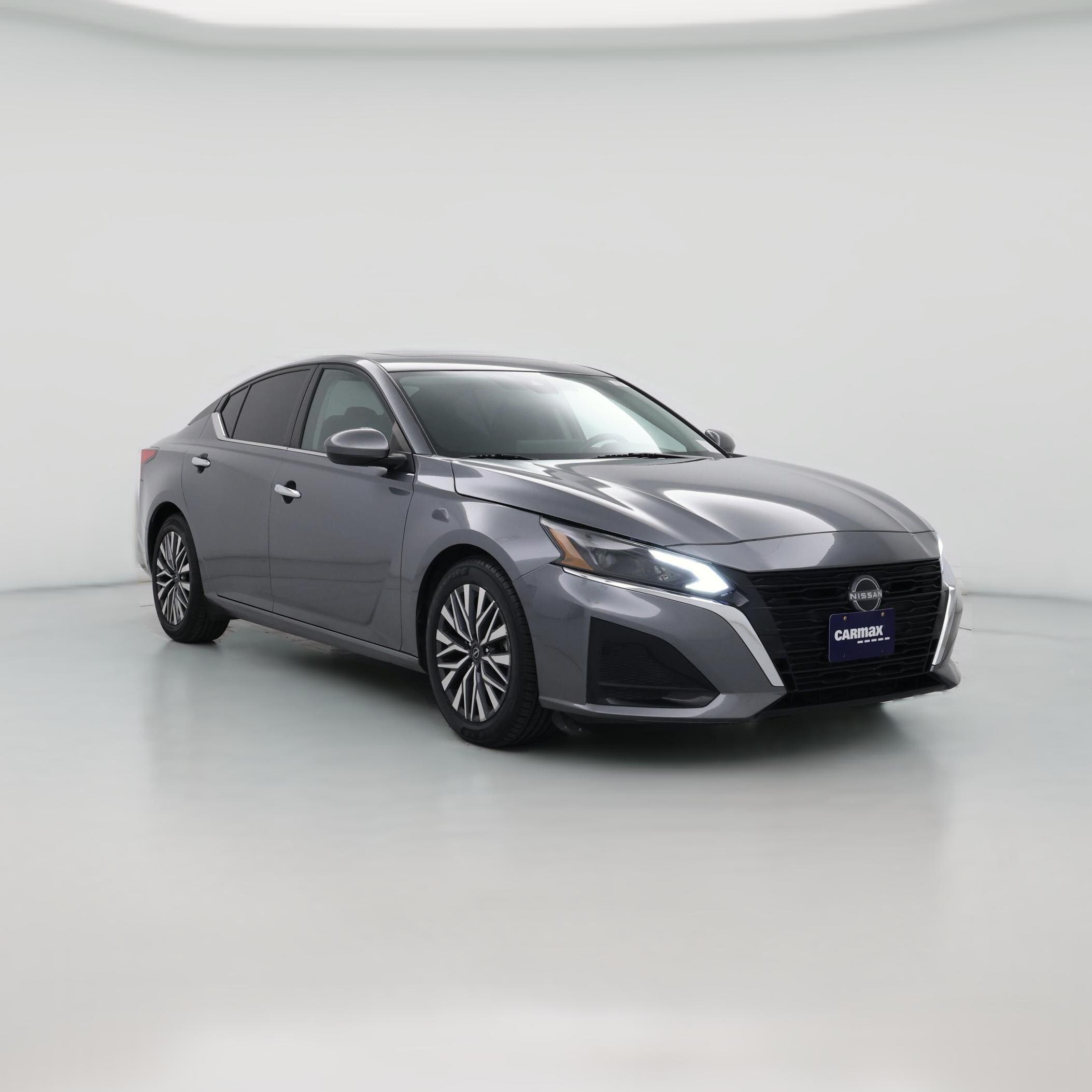 Thumbnail: 2023 Nissan Altima - 1