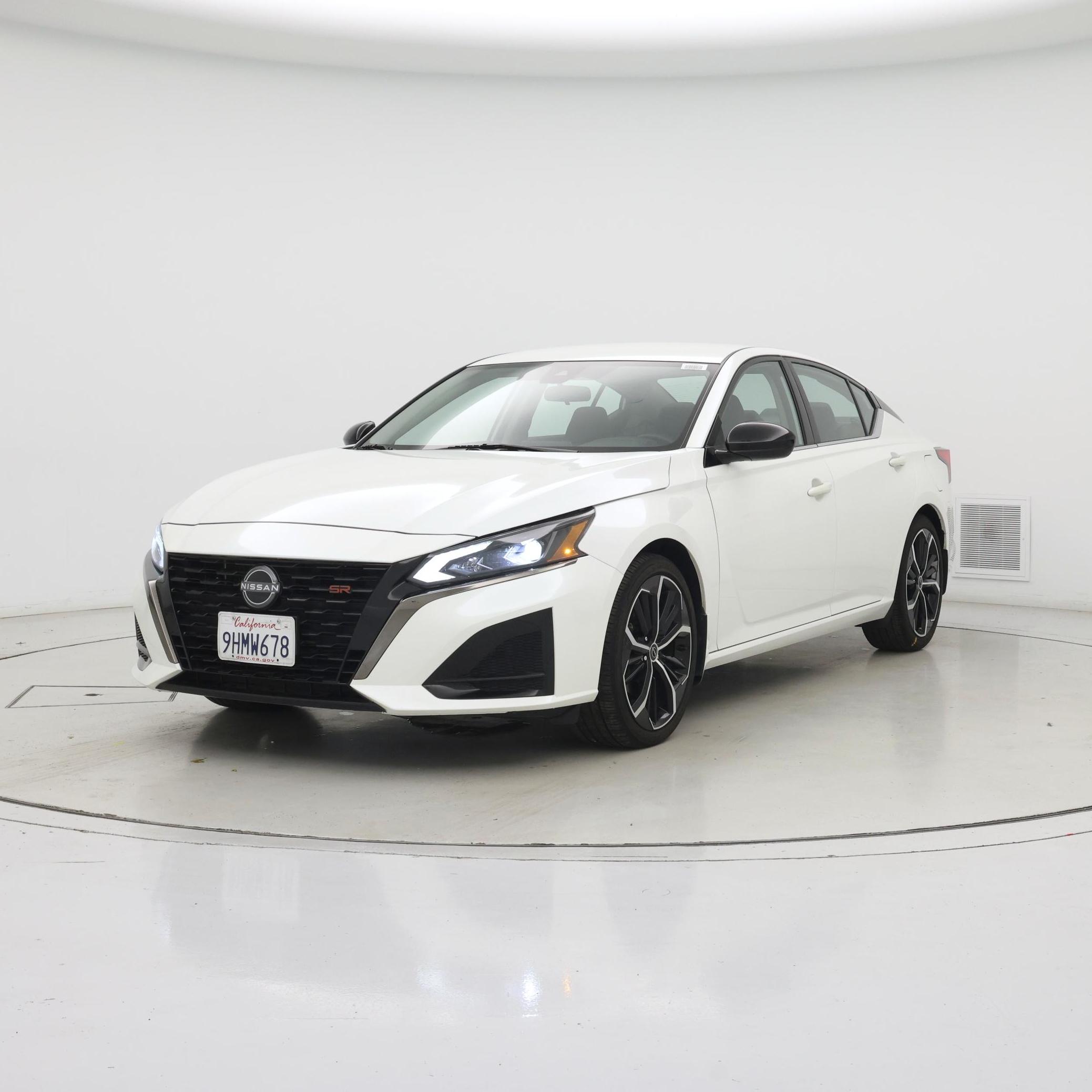 Thumbnail: 2023 Nissan Altima - 4